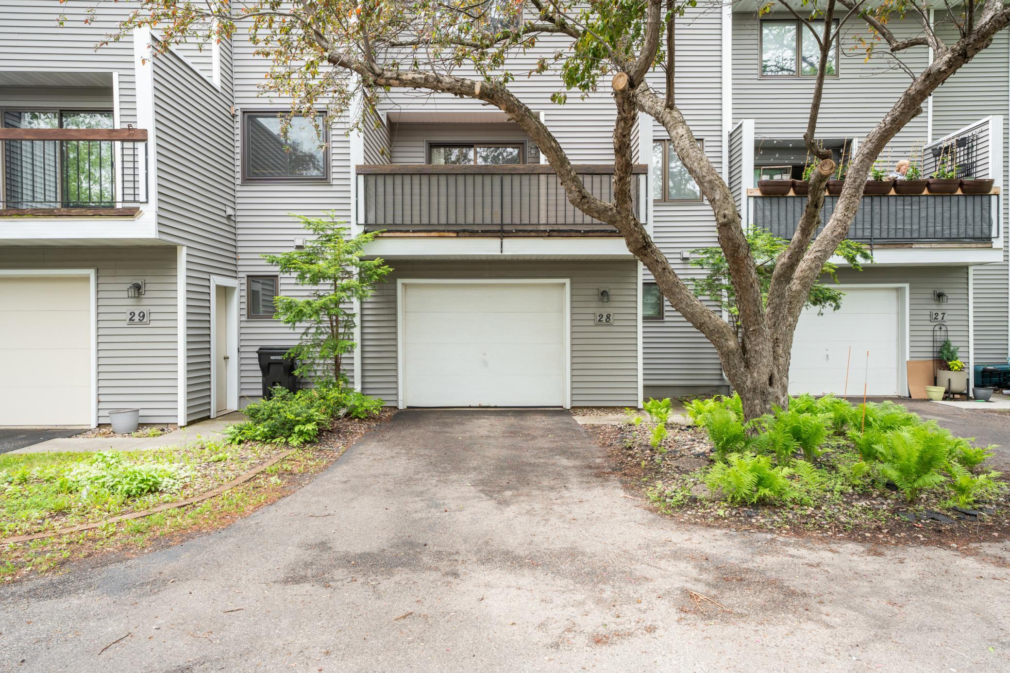 28 Elton Ridge Court NW, Rochester, MN 55901 — photo 2