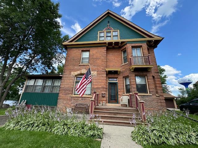 310 N Washington Avenue — photo