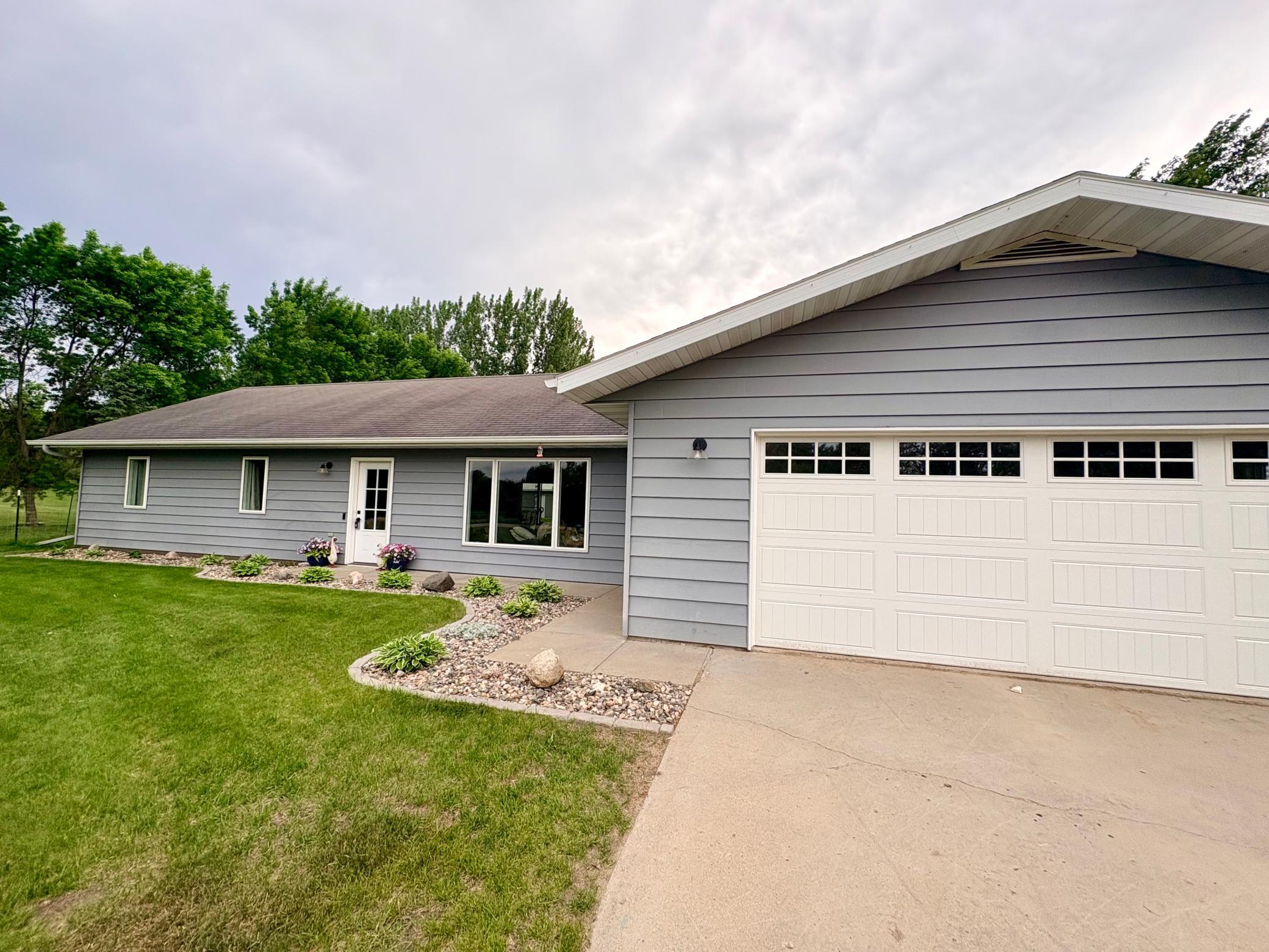 28169 Meadow Drive — photo