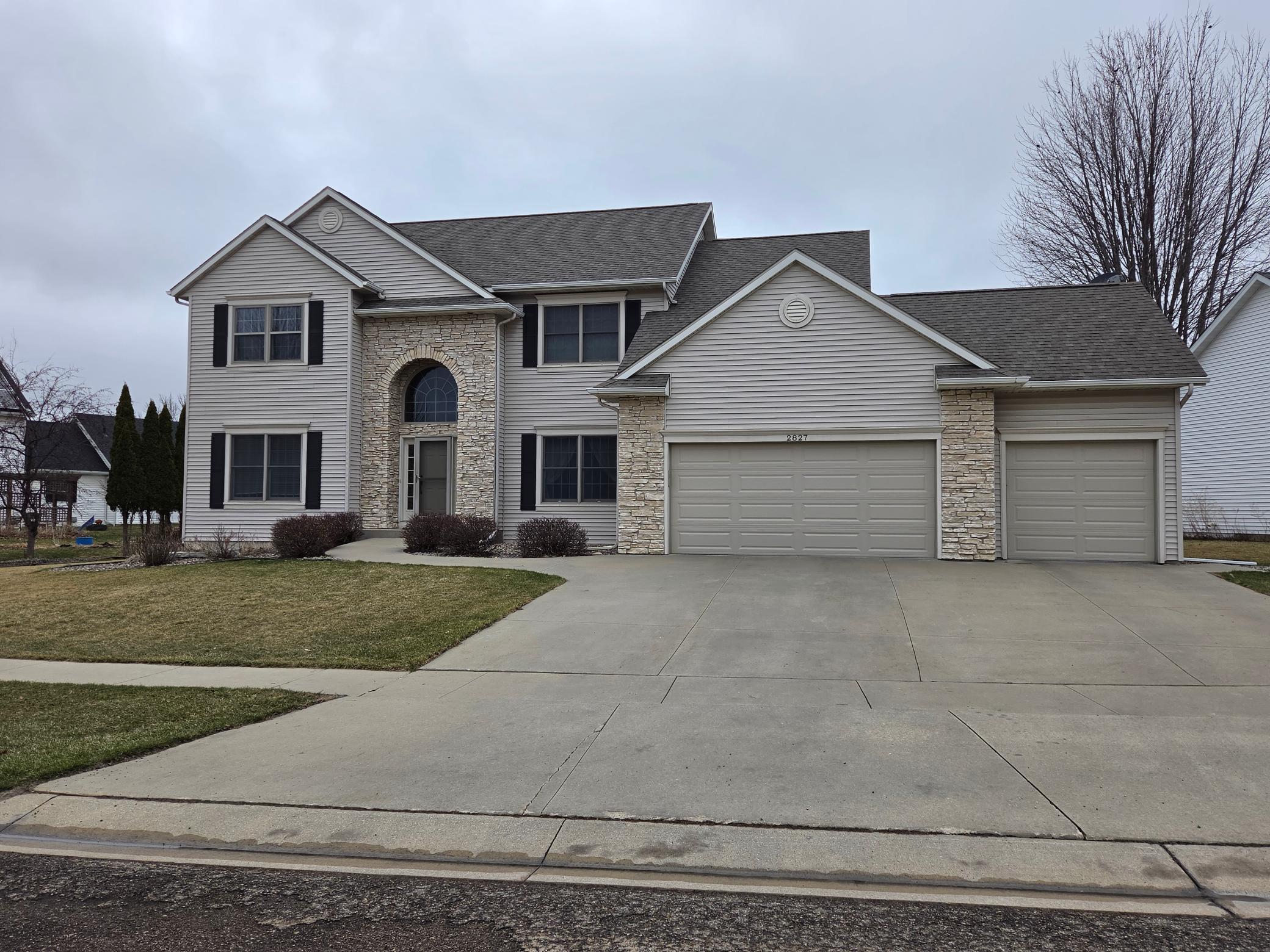 2827 Oakview Drive NE, Rochester, MN 55906 — photo 3