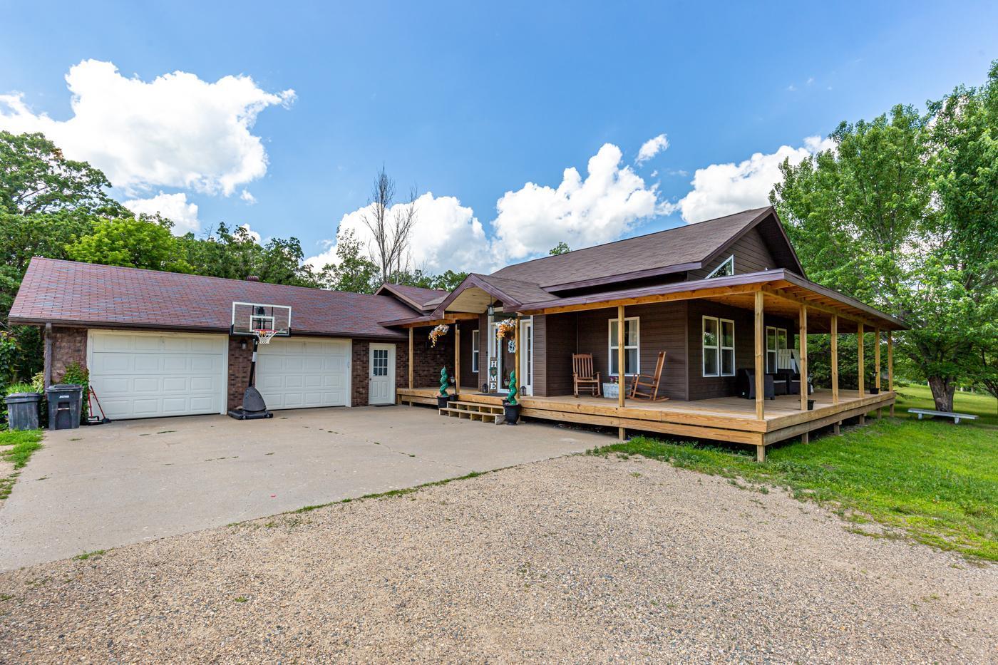 13520 W Lake Sallie Drive — photo