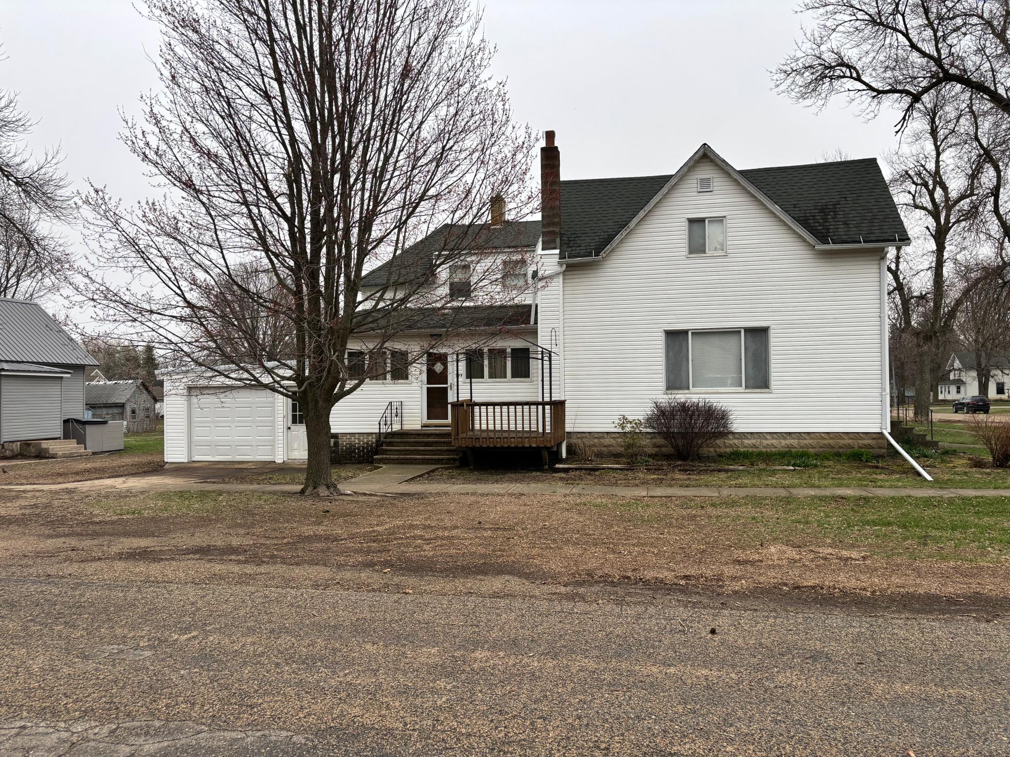 195 S Monroe Street — photo