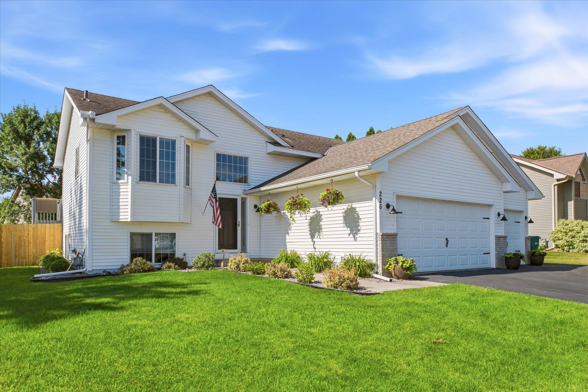 226 Quail Drive — photo