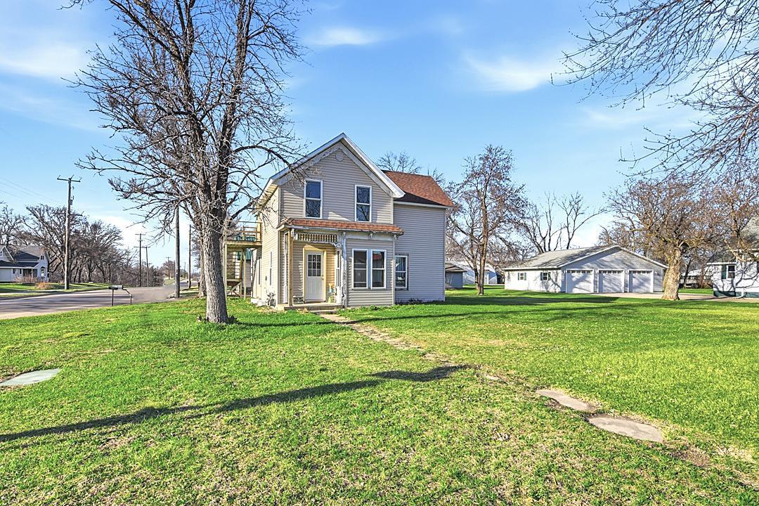 301 Minnie Street — photo