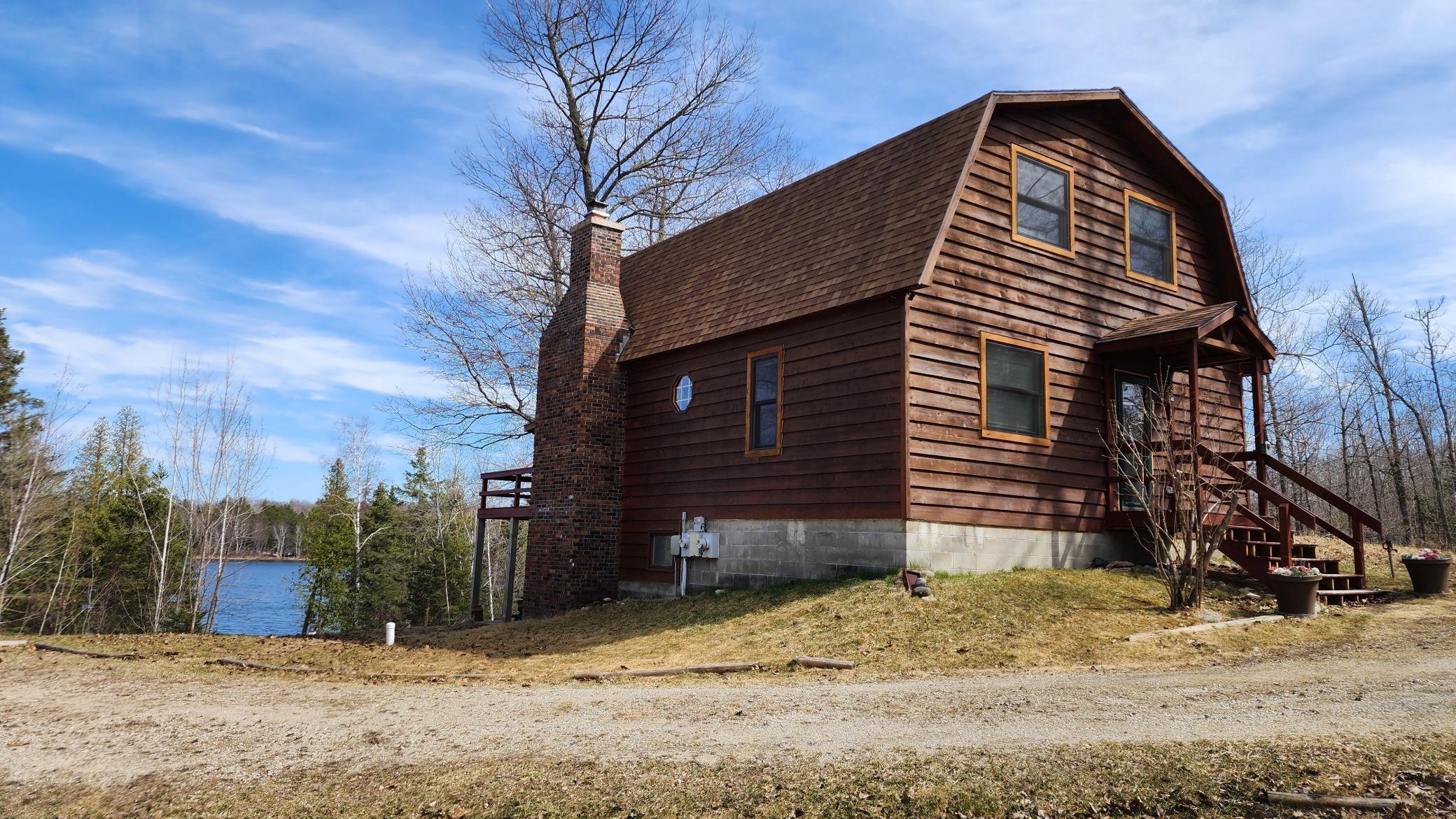 8582 W Graves Lake Road NE — photo