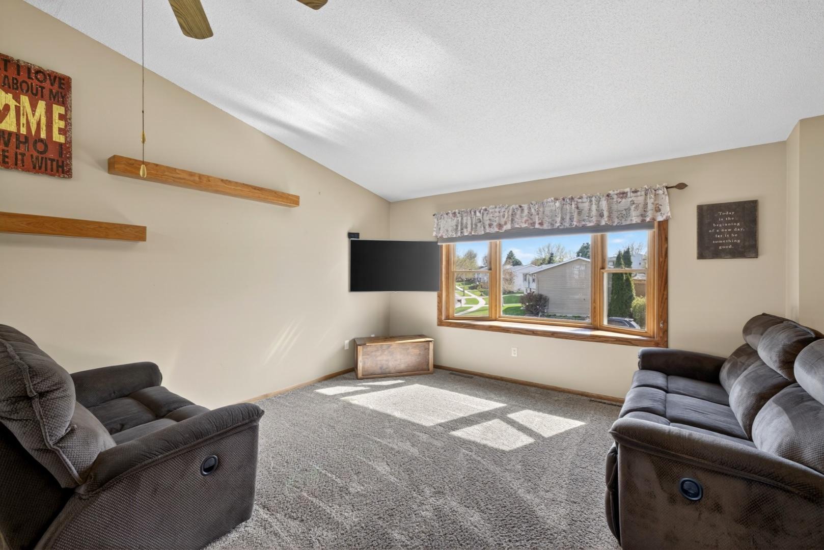 4415 Valley Drive NW, Rochester, MN 55901 — photo 2