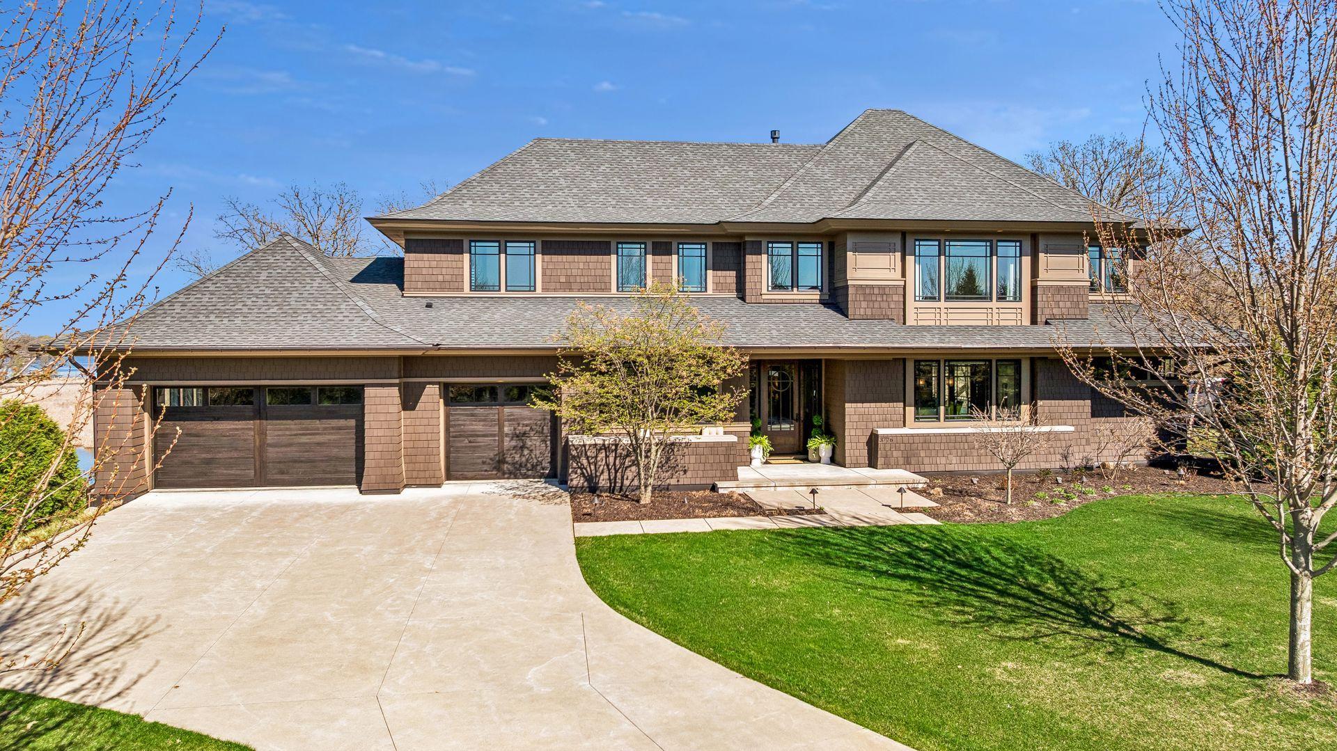 3776 Woodland Cove Parkway — photo