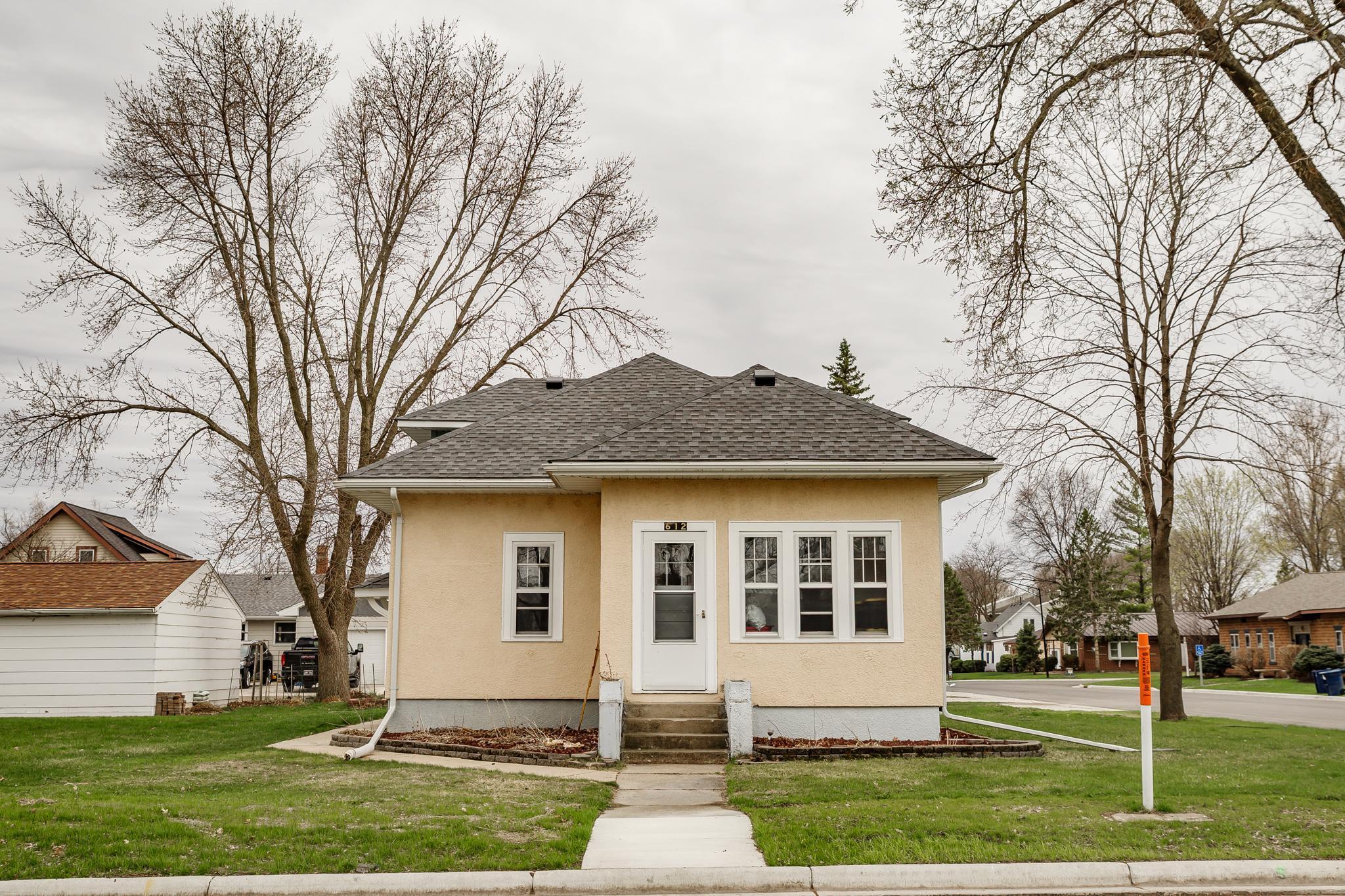 612 W Brooks Street — photo