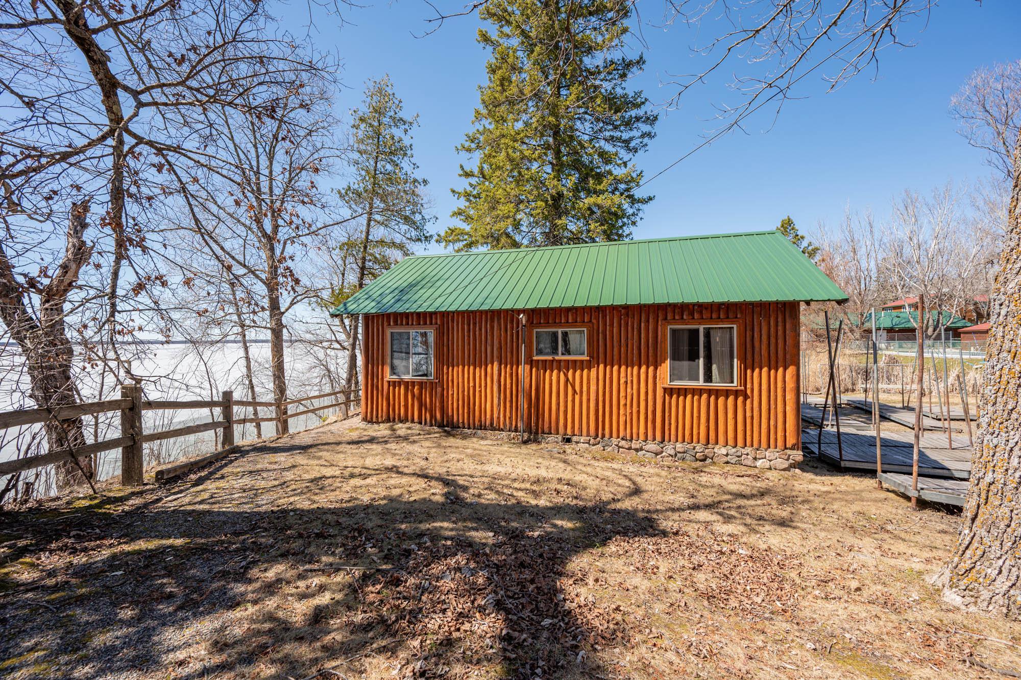 49231 County Road 173 Cabin 8 — photo