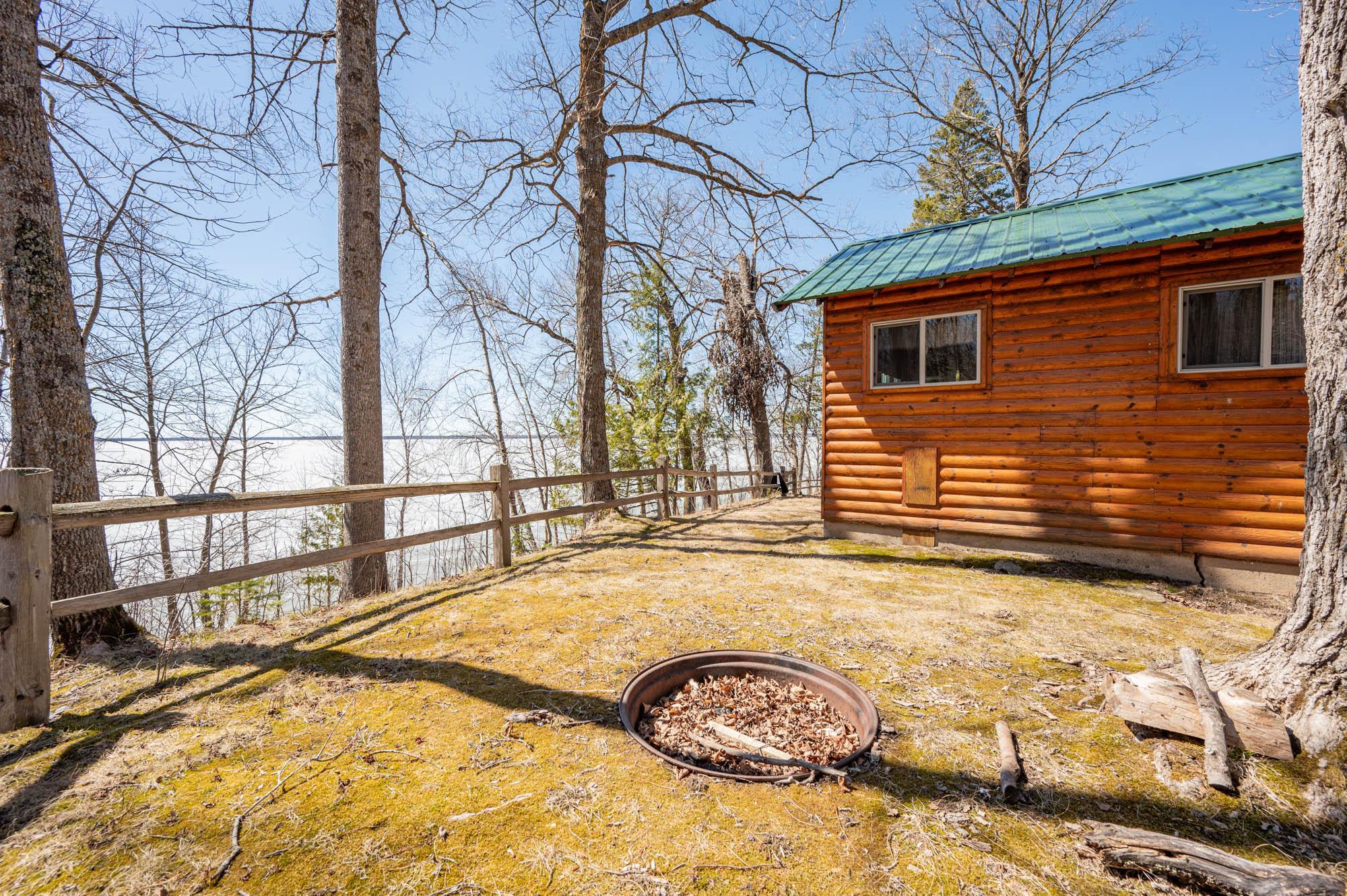 49231 County Road 173 Cabin 9 — photo