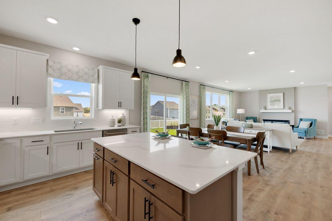 7957 Marquette Court NE — photo