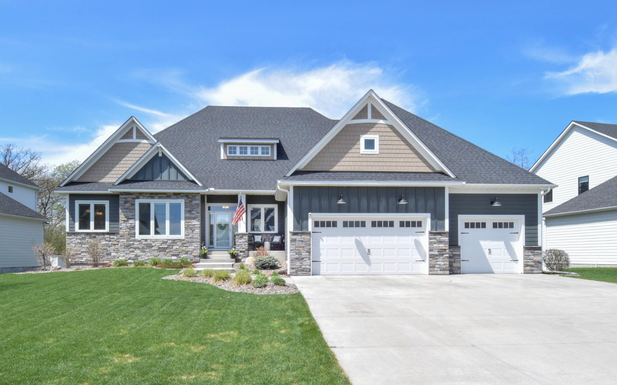 13158 Coral Sea Court NE — photo