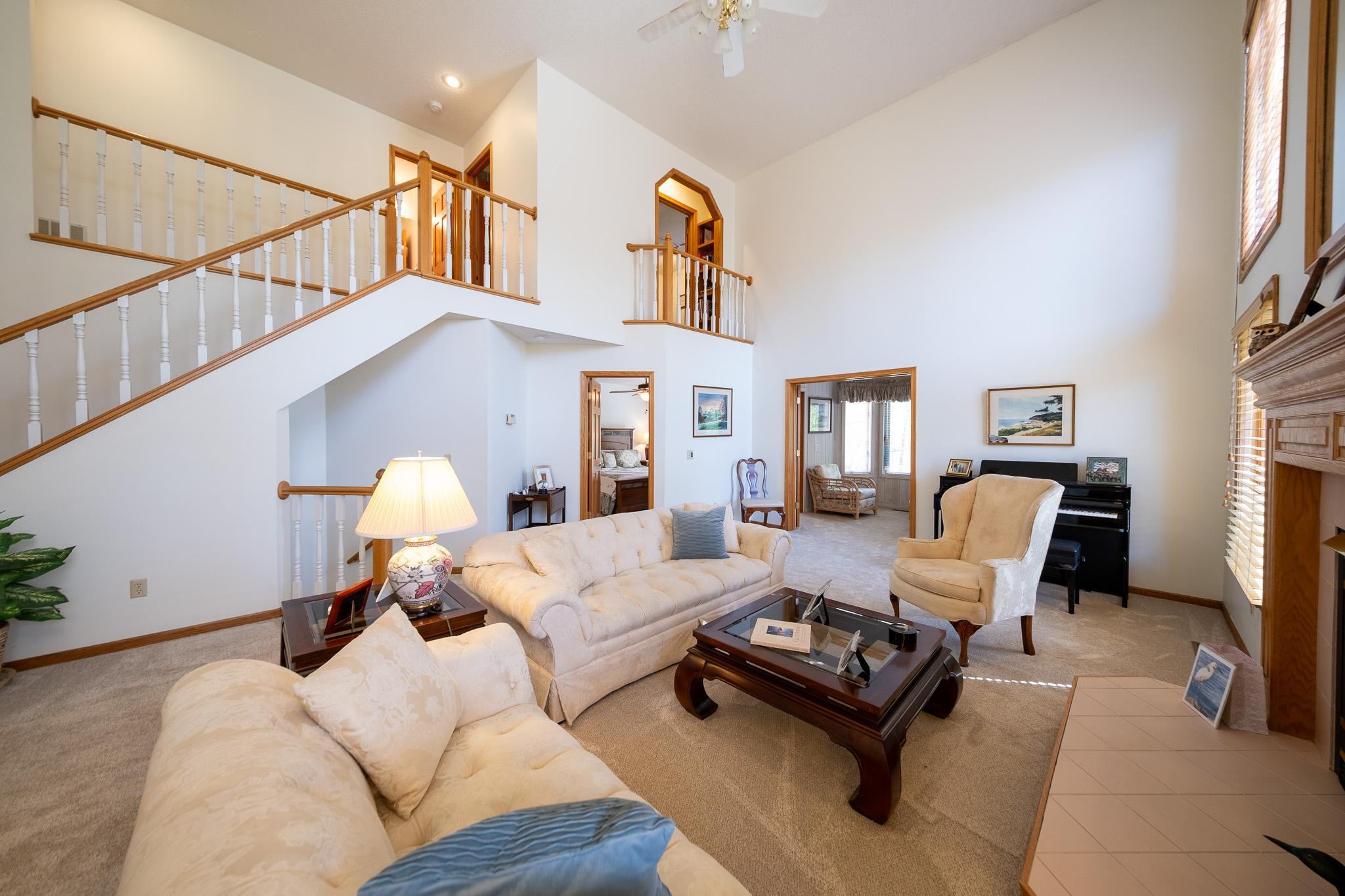 13274 Huntington Drive — photo