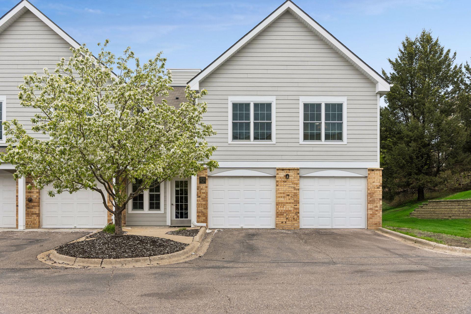 6000 Chasewood Parkway 204 — photo