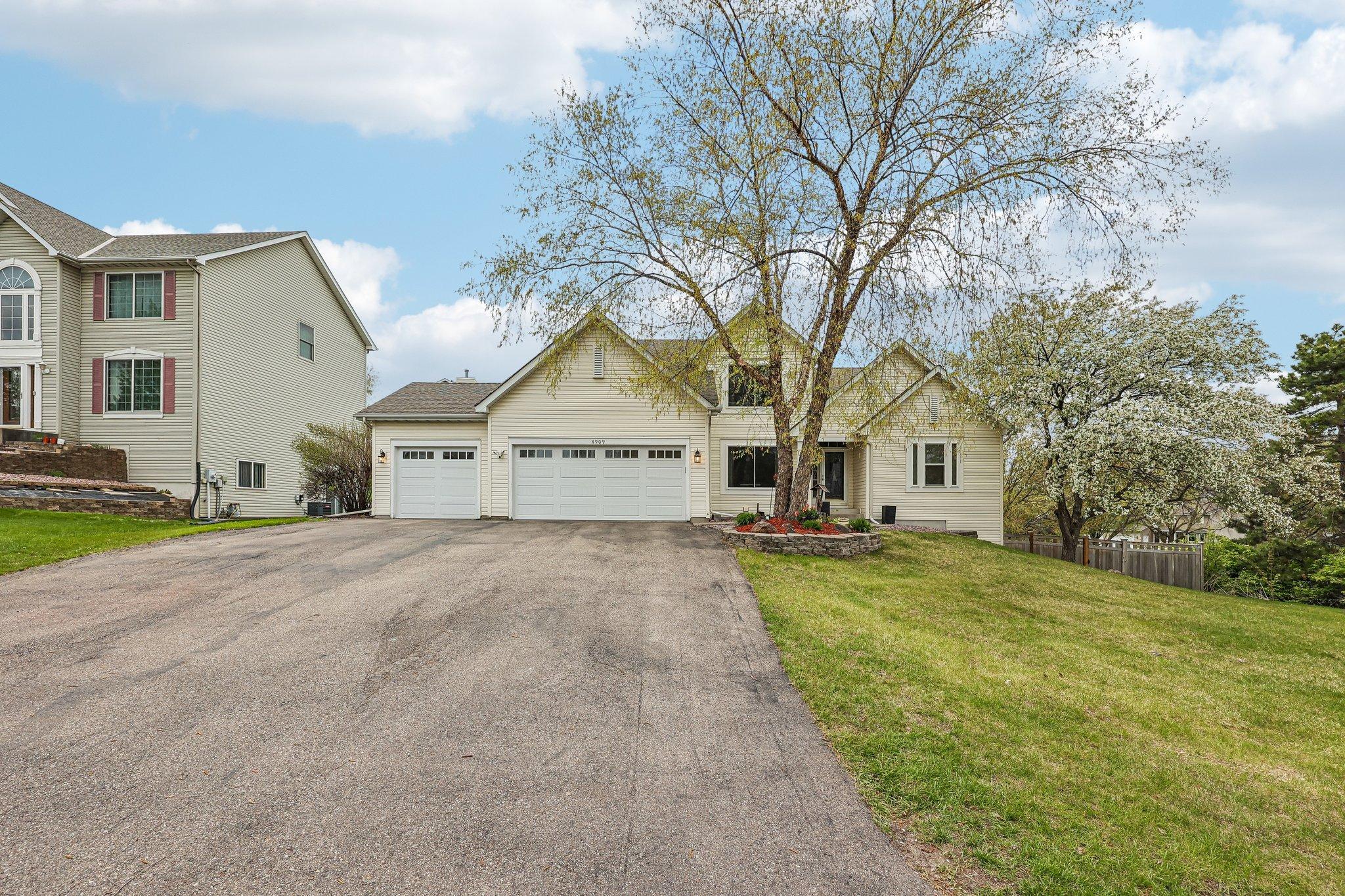 4909 Rusten Road, Eagan, MN 55122