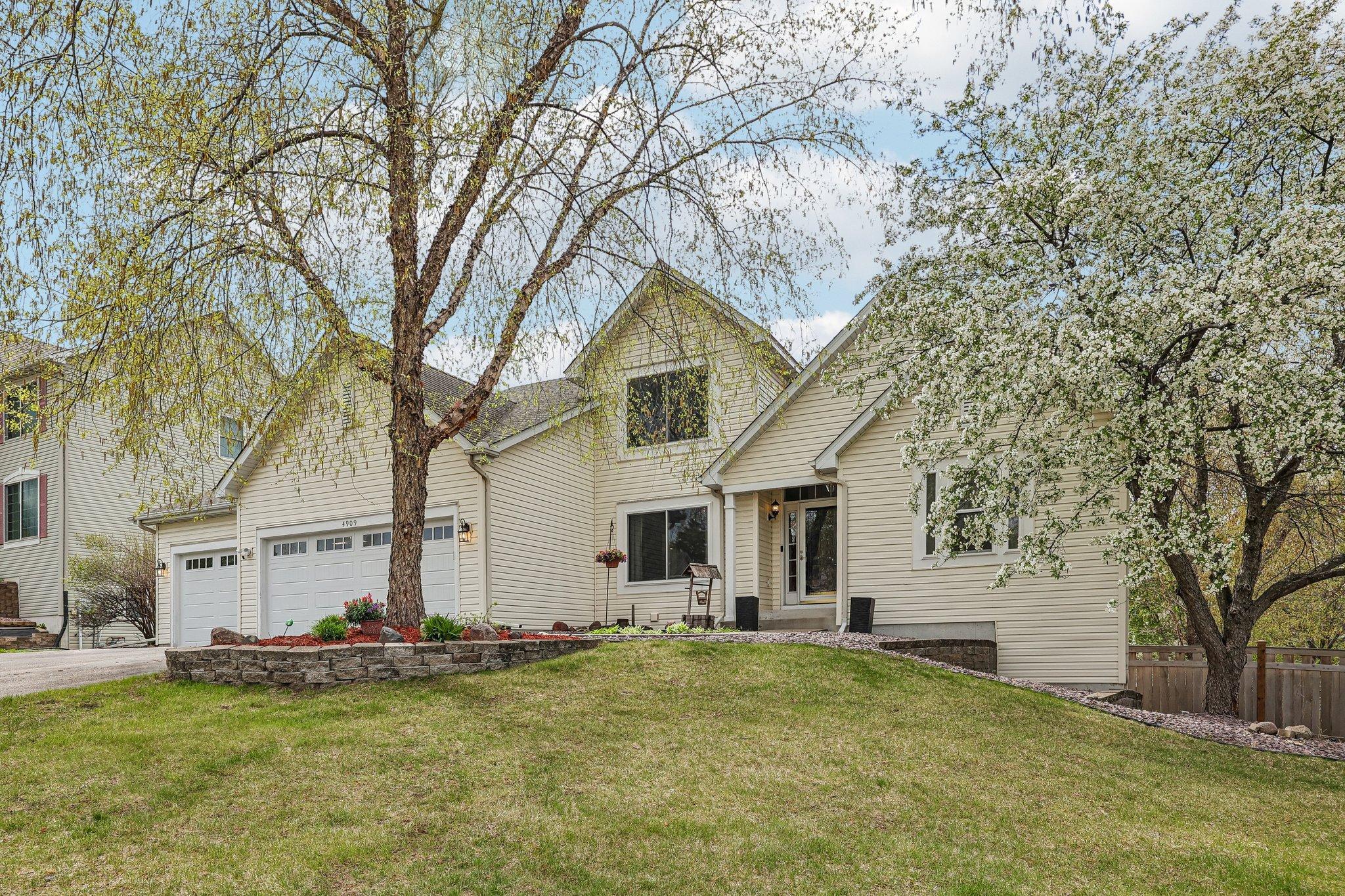 4909 Rusten Road, Eagan, MN 55122 — photo 3