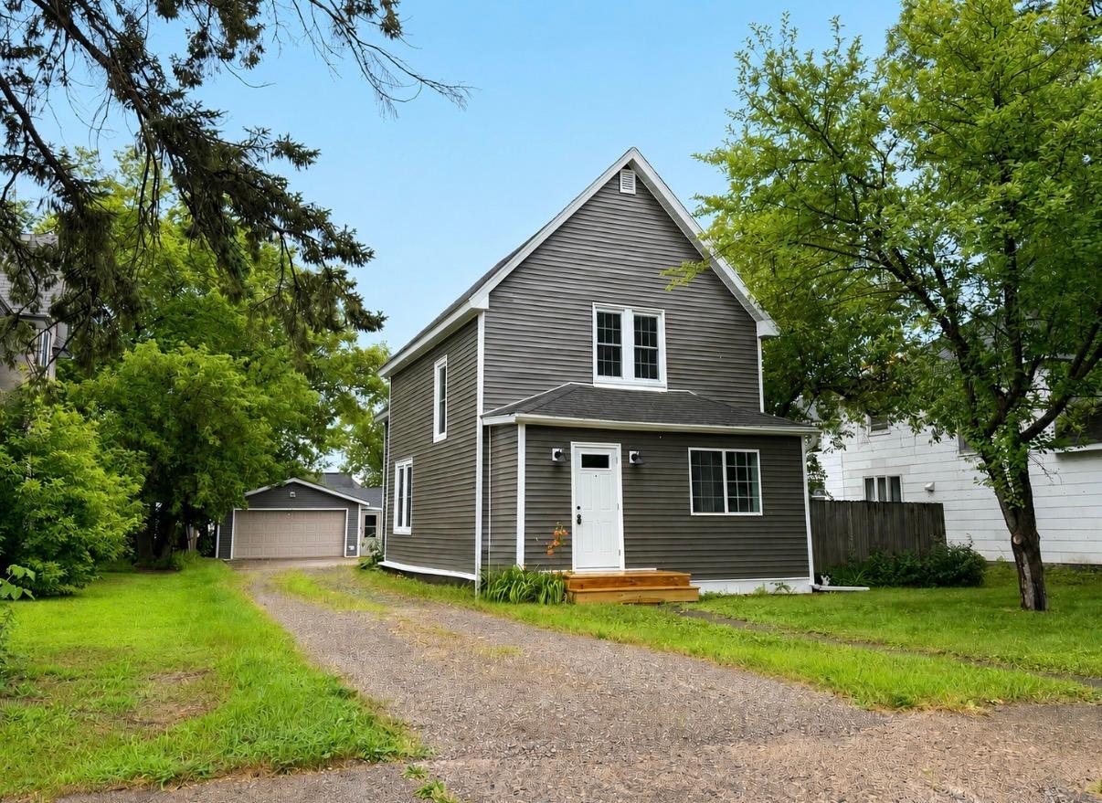 816 N Summit Street — photo