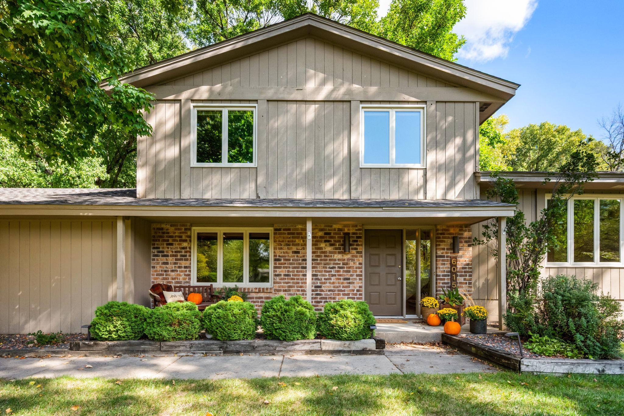 6015 Stoneybrook Drive — photo