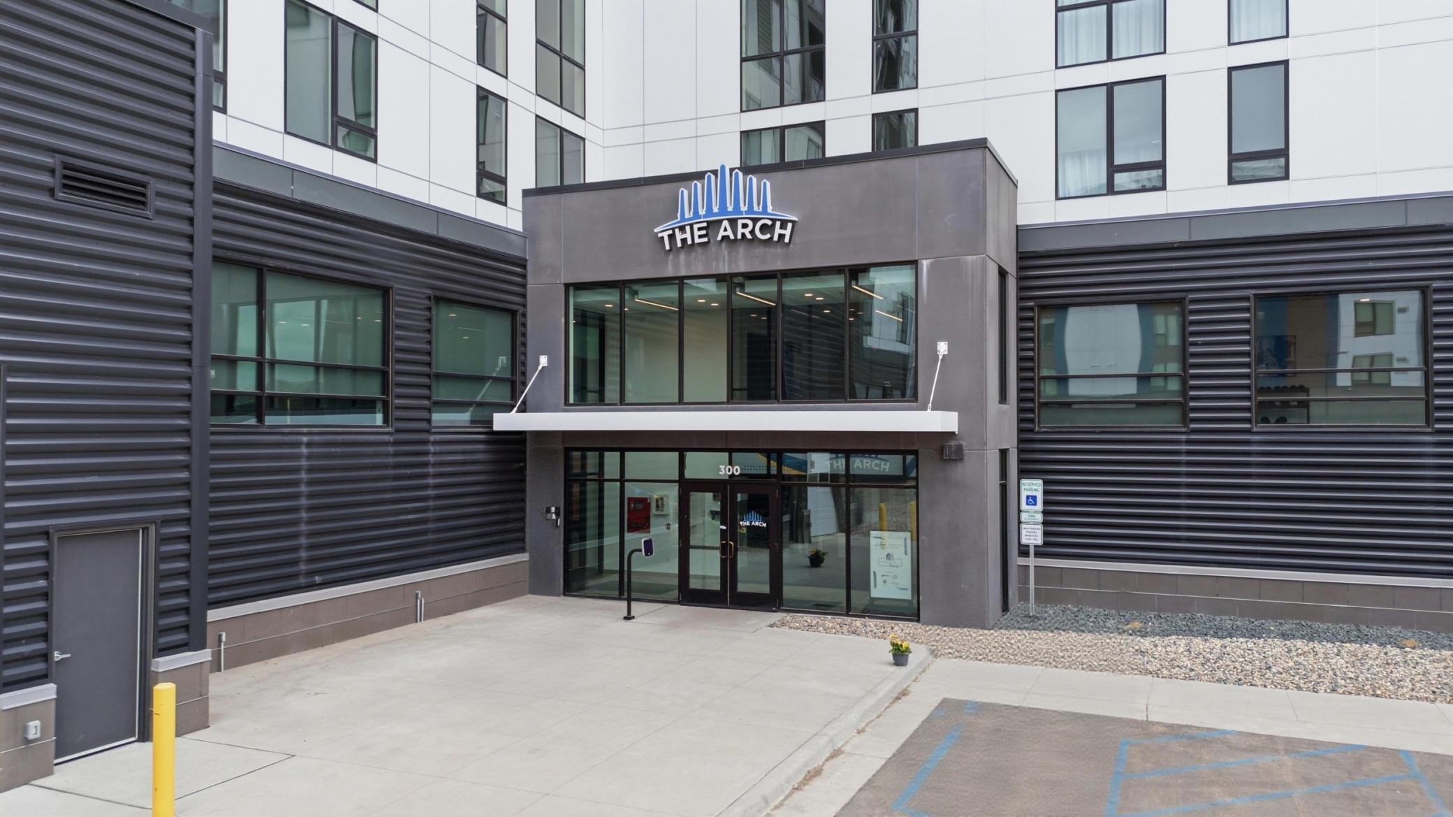 300 Main Avenue 604 — photo