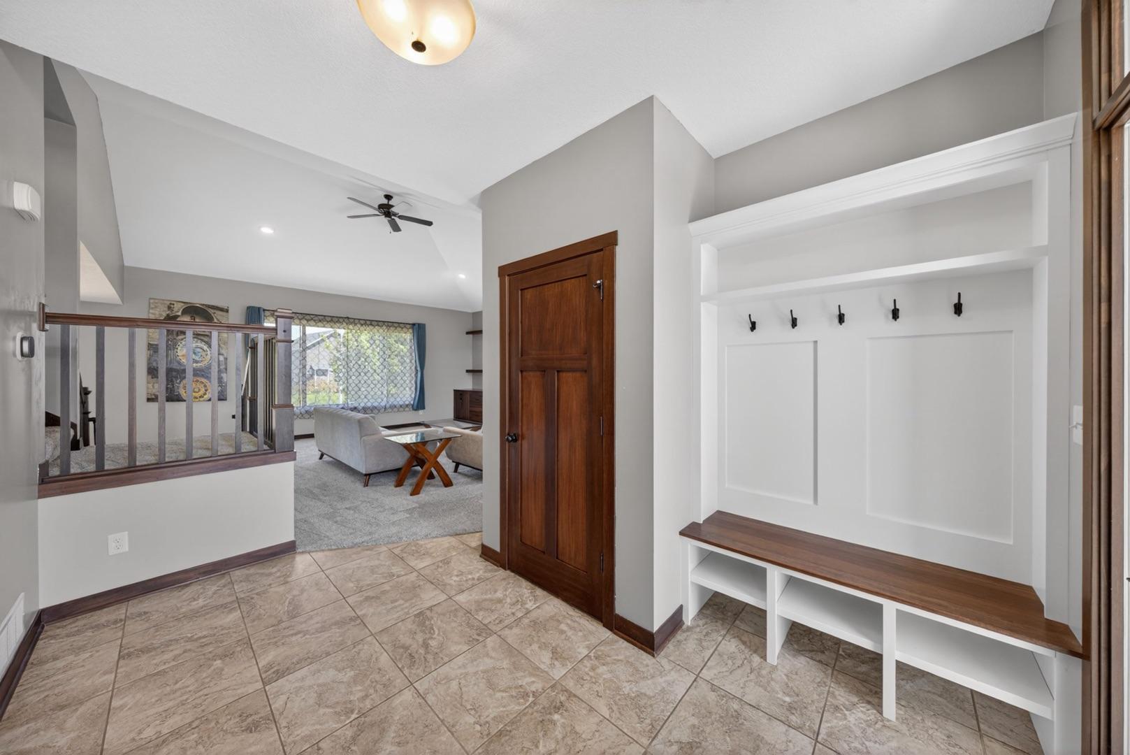 1721 Echo Ridge Street SW, Rochester, MN 55902 — photo 2