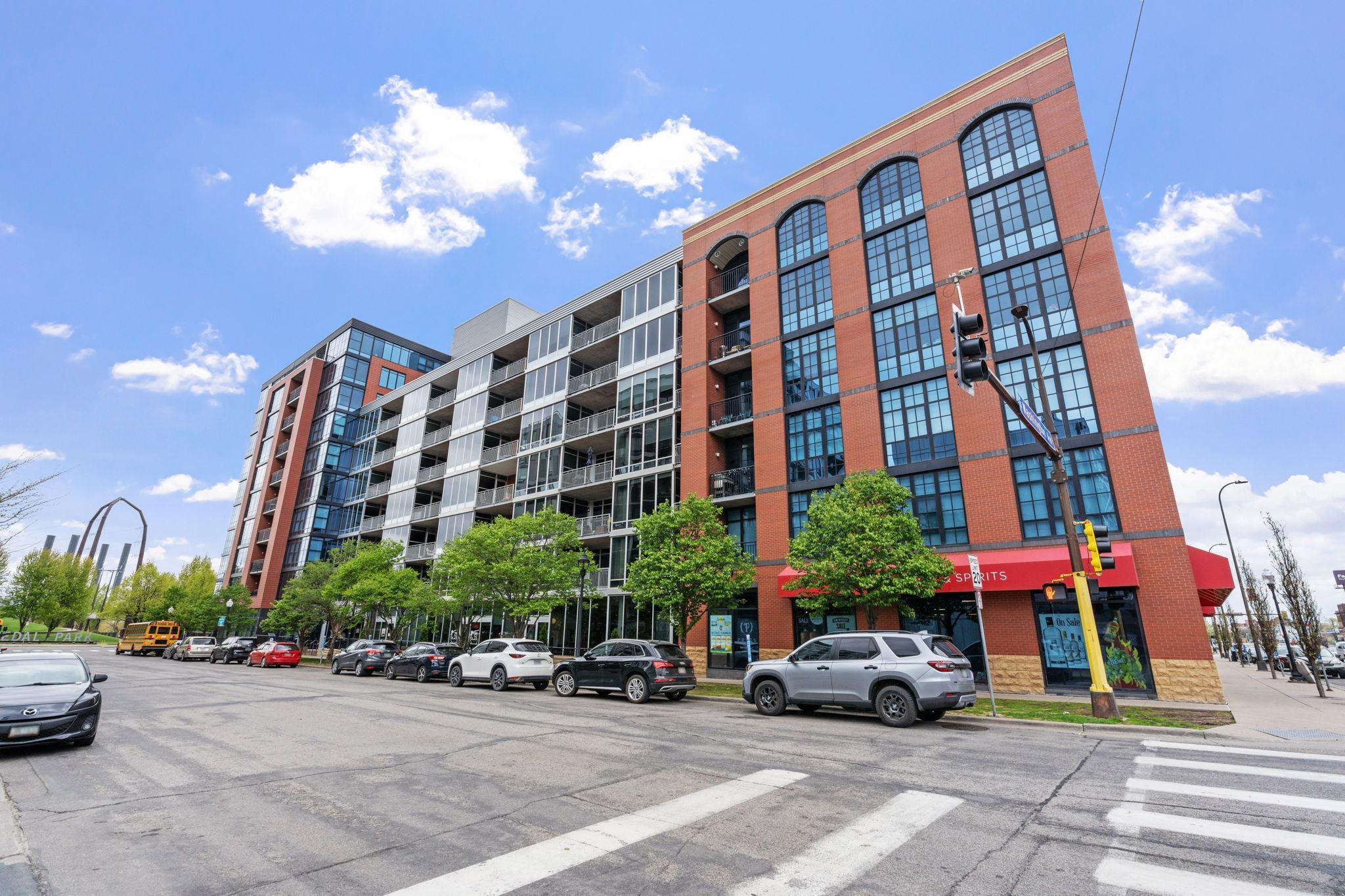 215 10th Avenue S 207 — photo
