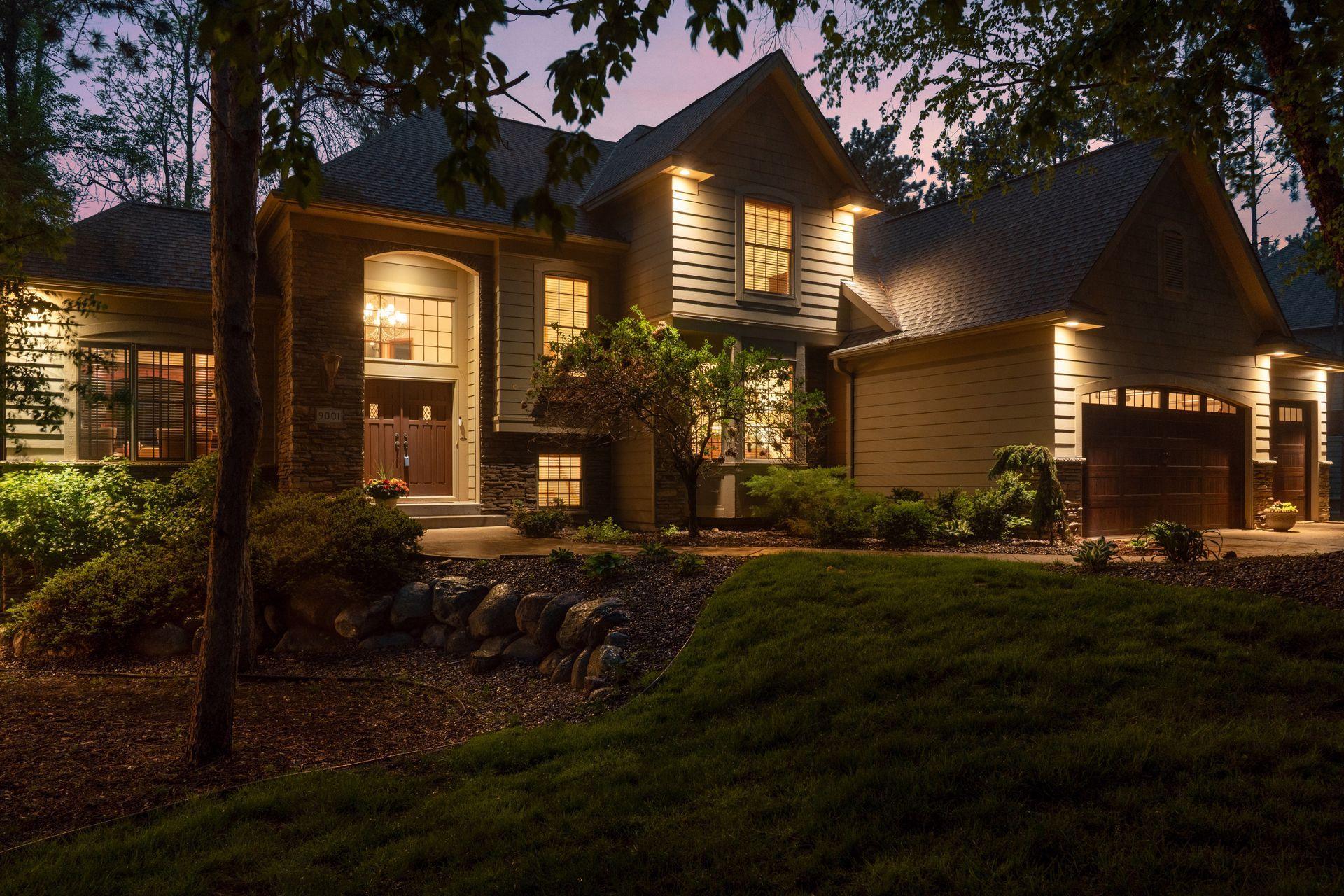 9001 Springwood Drive — photo