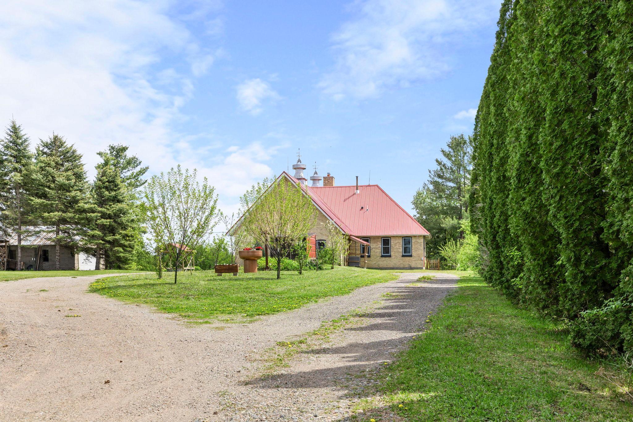 8825 Greeley Loop, Braham, MN 55006 — photo 2