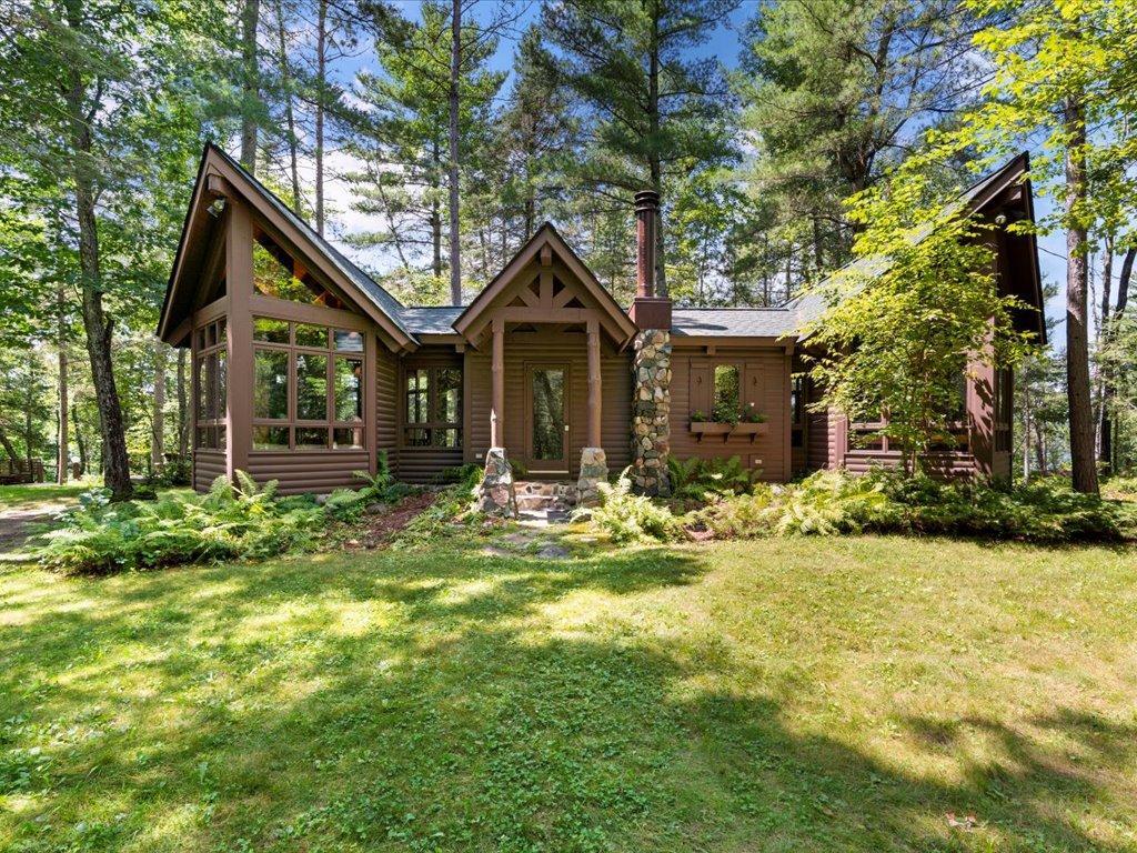 1227 Sunset Hill Road NE — photo