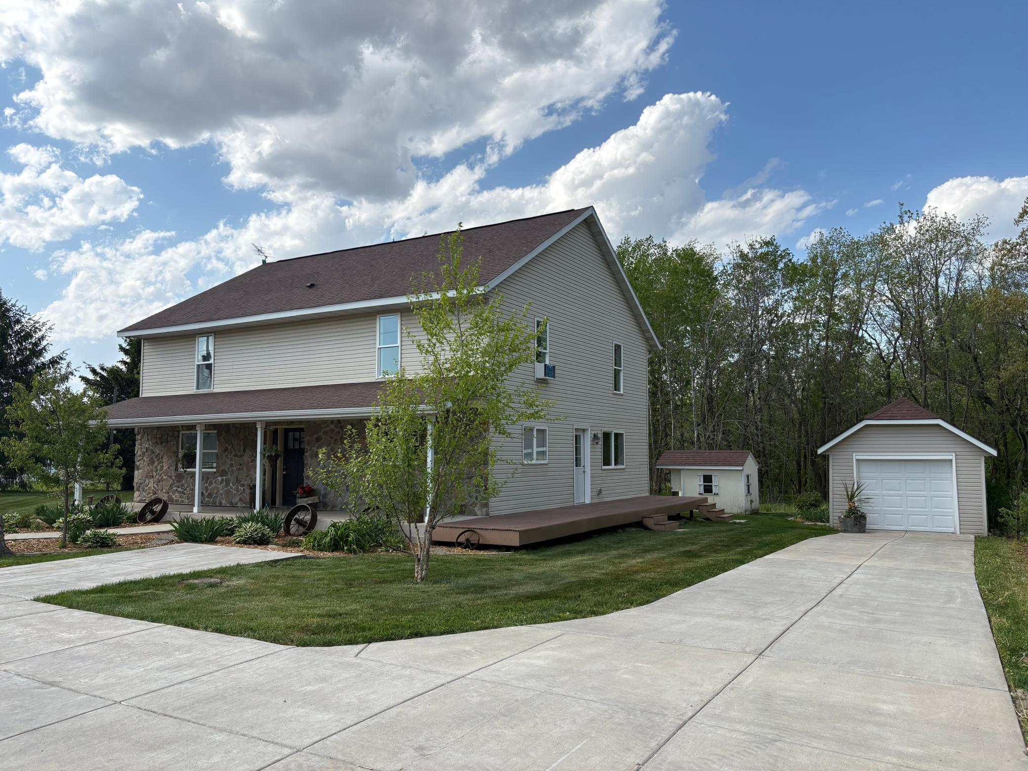 22453 State Highway 16 — photo