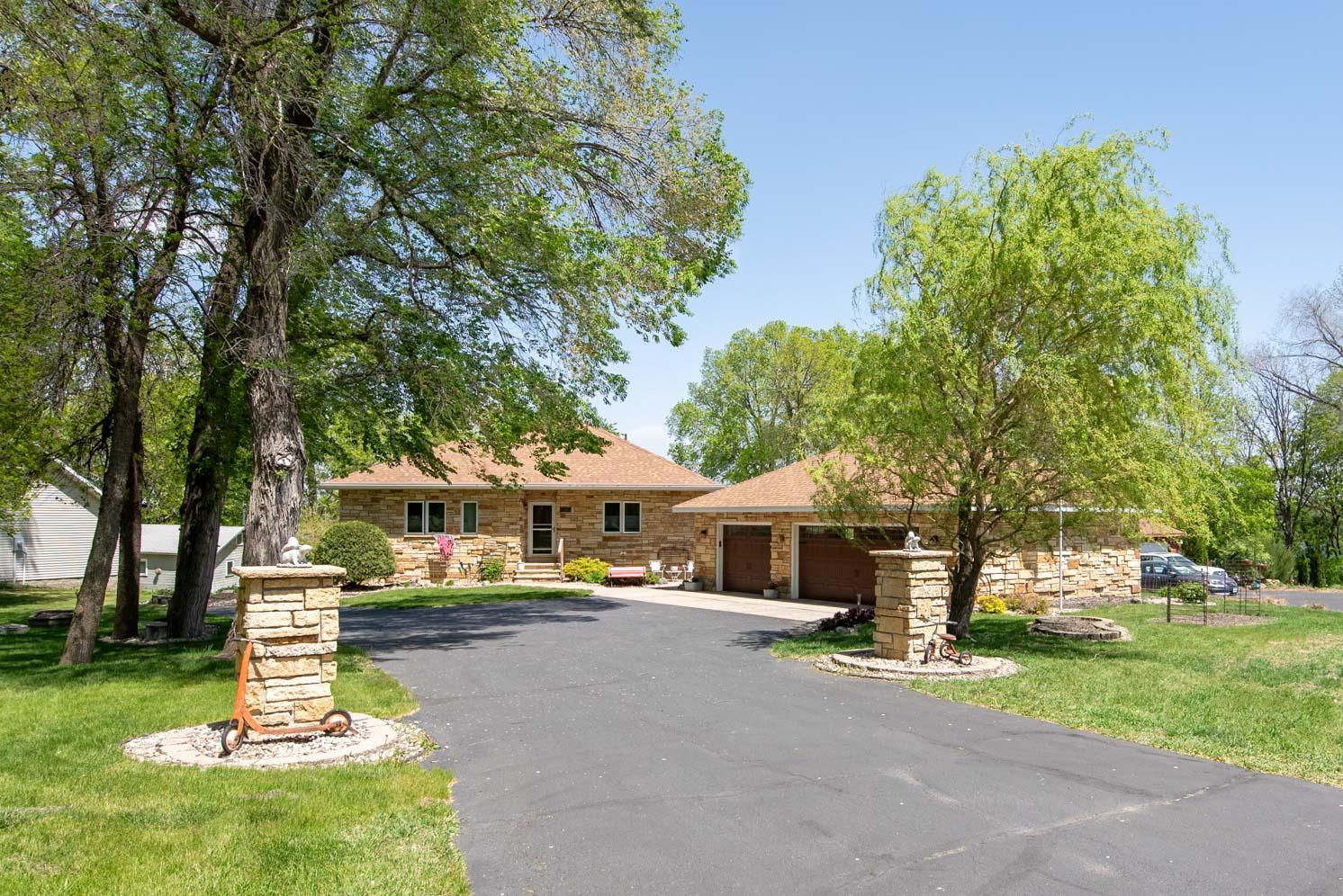 1524 Squirrels Nest Road — photo