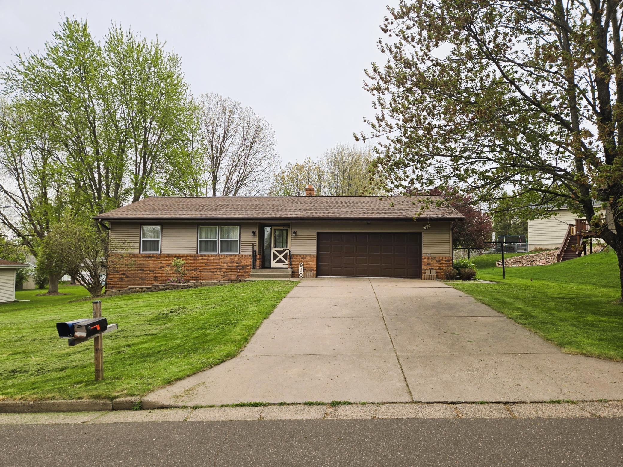 910 Mission Drive, Rice Lake, WI 54868 — photo 3