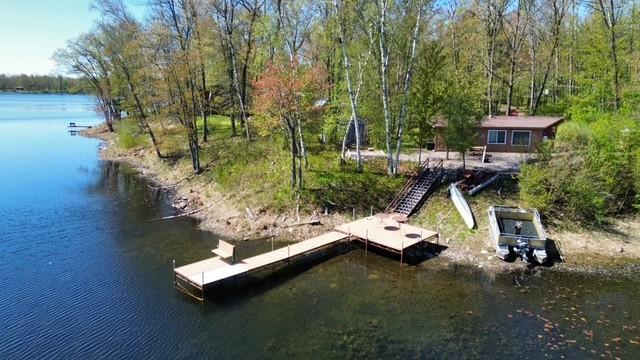 8305 Meadow Lake Road SW — photo
