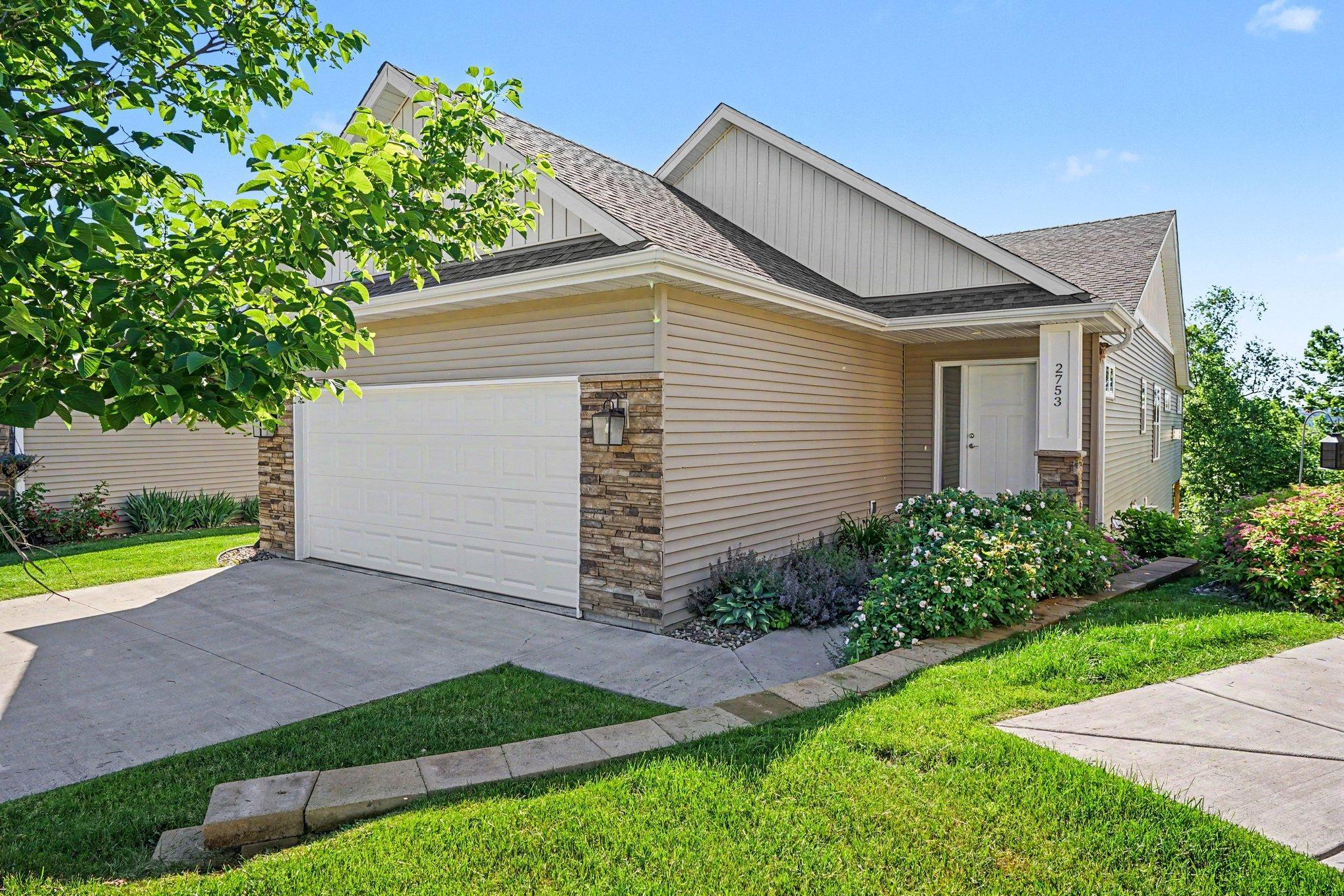 2753 Ridgeview Lane, Red Wing, MN 55066 — photo 2