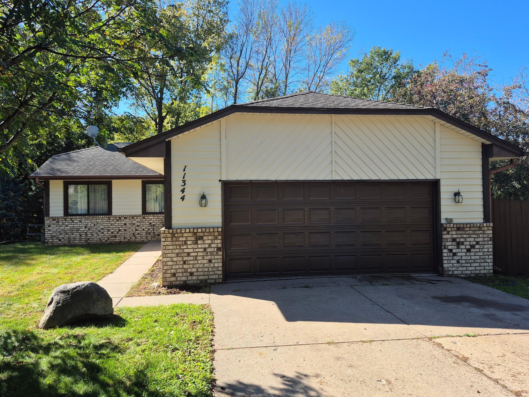11344 Elk Lane NW — photo