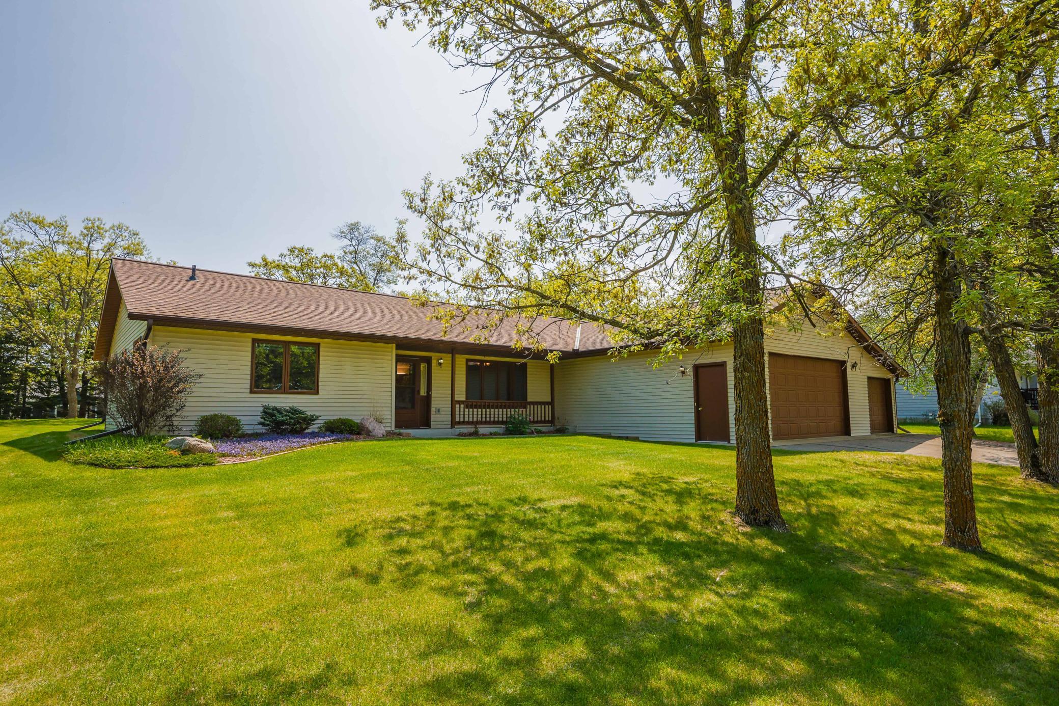 706 Forest View Avenue — photo