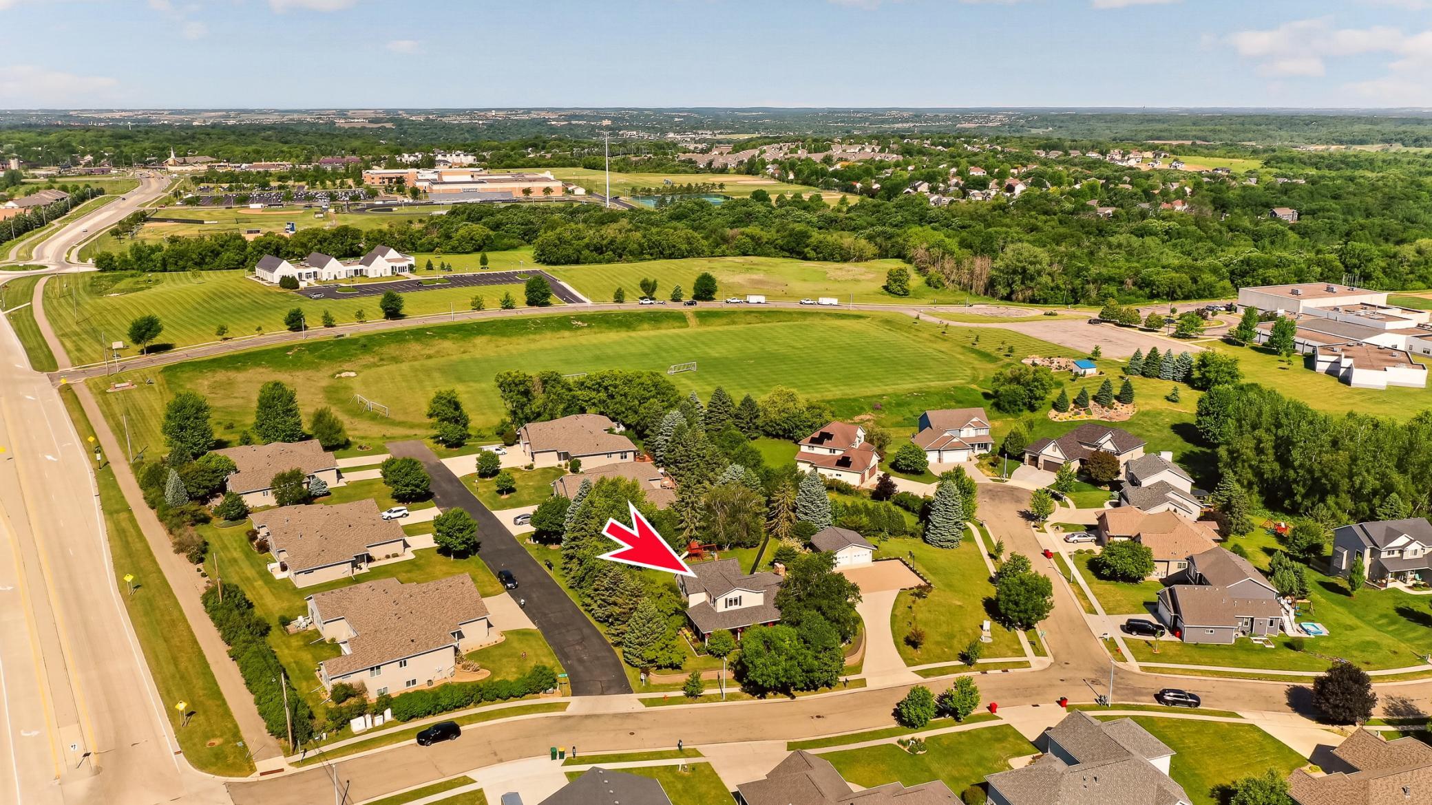 2537 Lisa Lane NE, Rochester, MN 55906 — photo 2