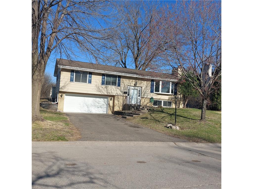 6325 Halifax Avenue S — photo