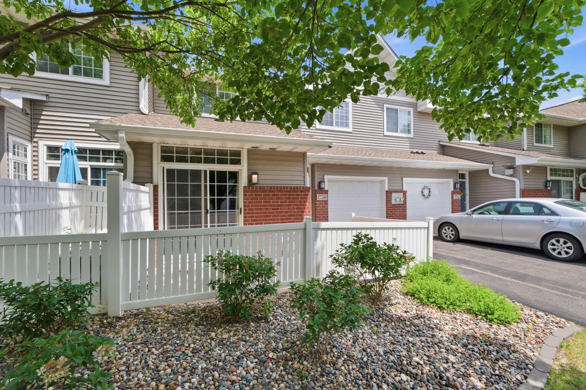 14172 Plymouth Avenue 28 — photo