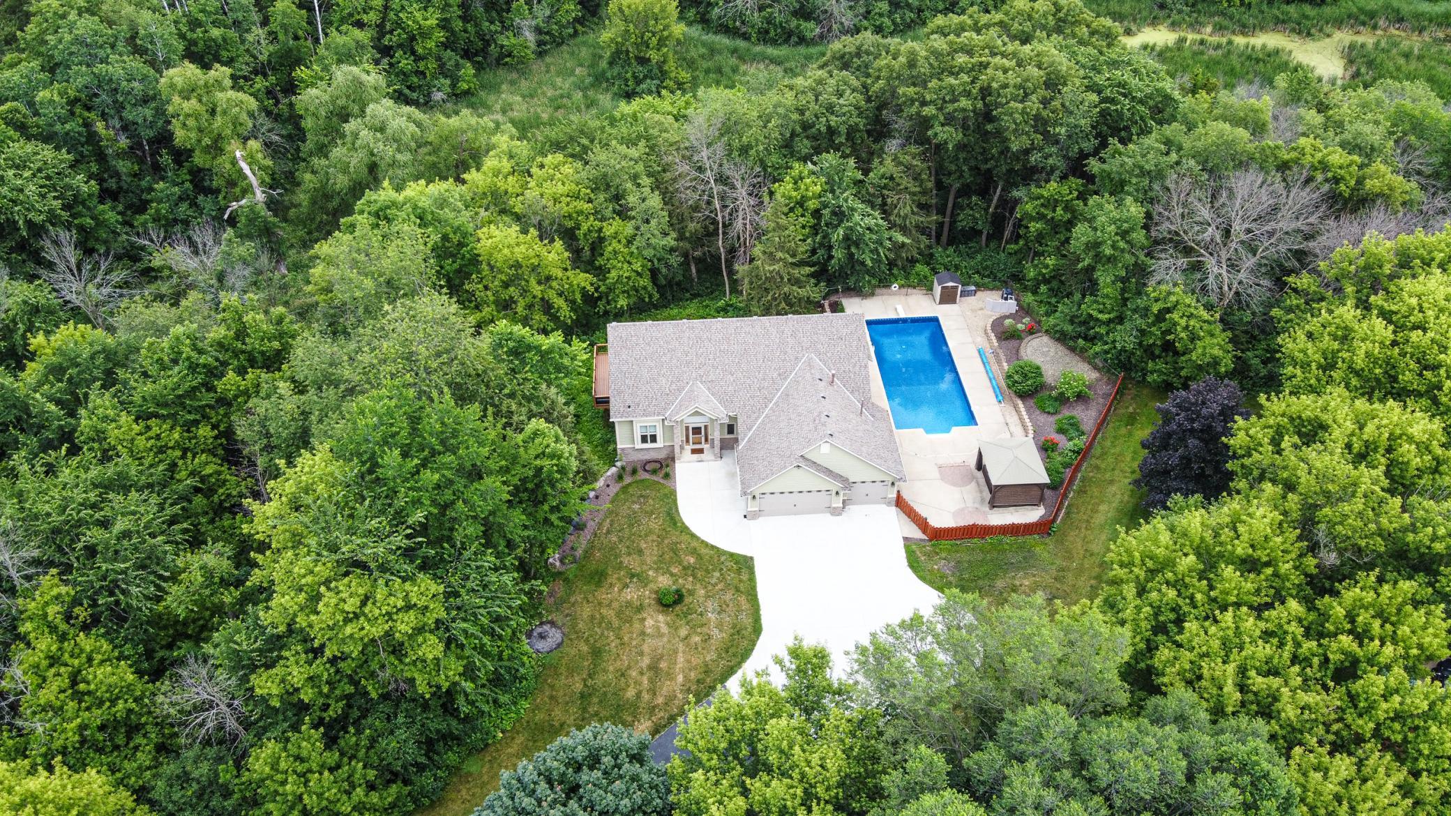 20881 Lake Ridge Drive — photo