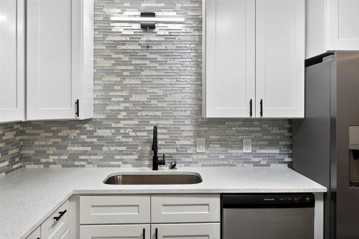 5643 Green Circle Drive 108 — photo