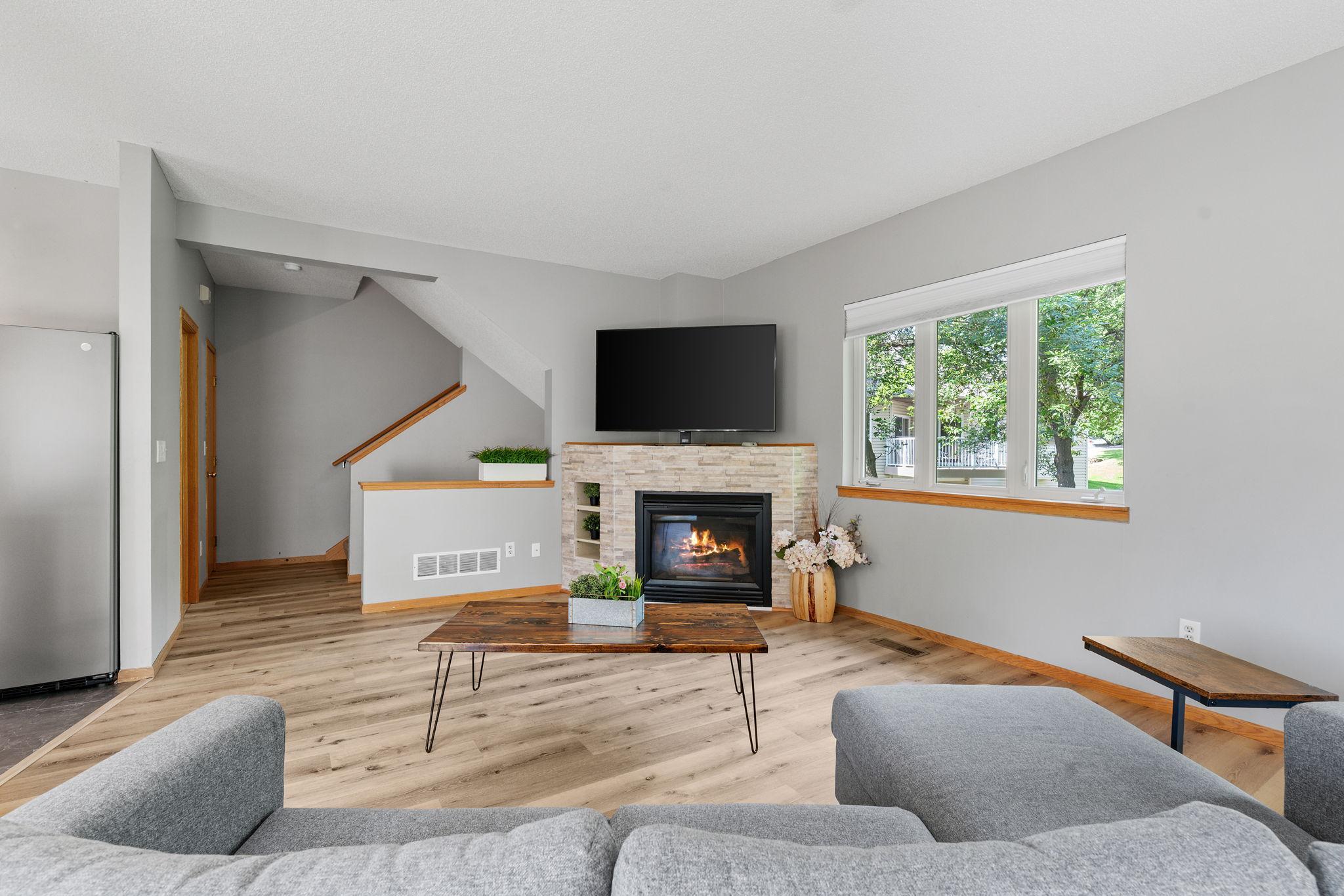 1416 Mcandrews Road E — photo