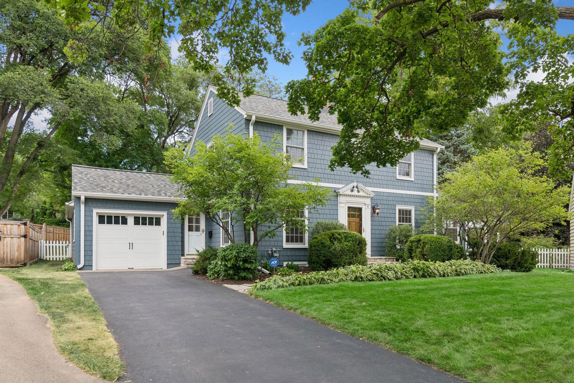 6 Edina Court — photo