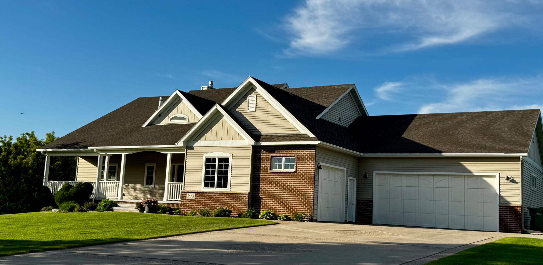 2441 Highland Trail SW — photo