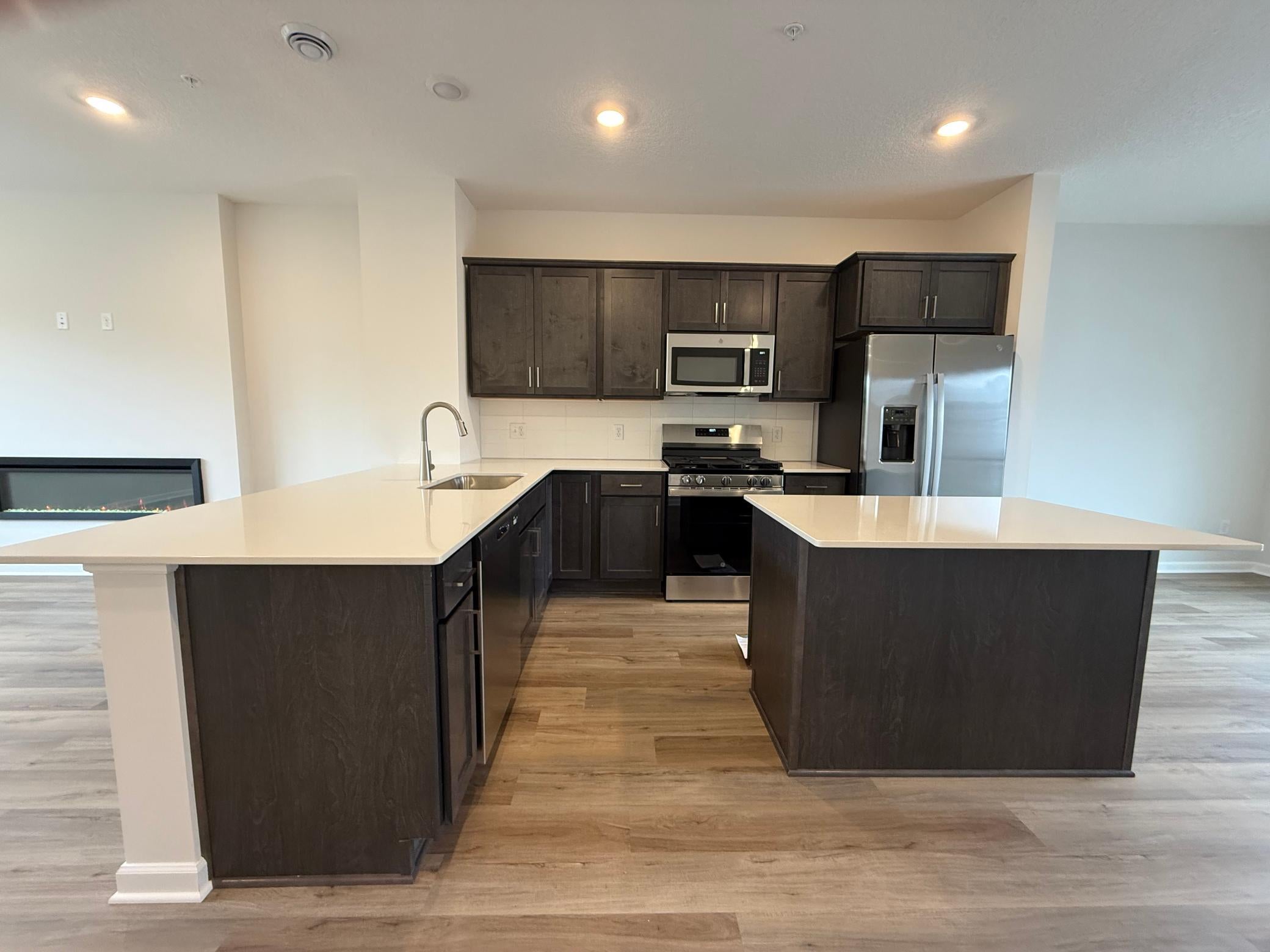13628 Willow Drive — photo