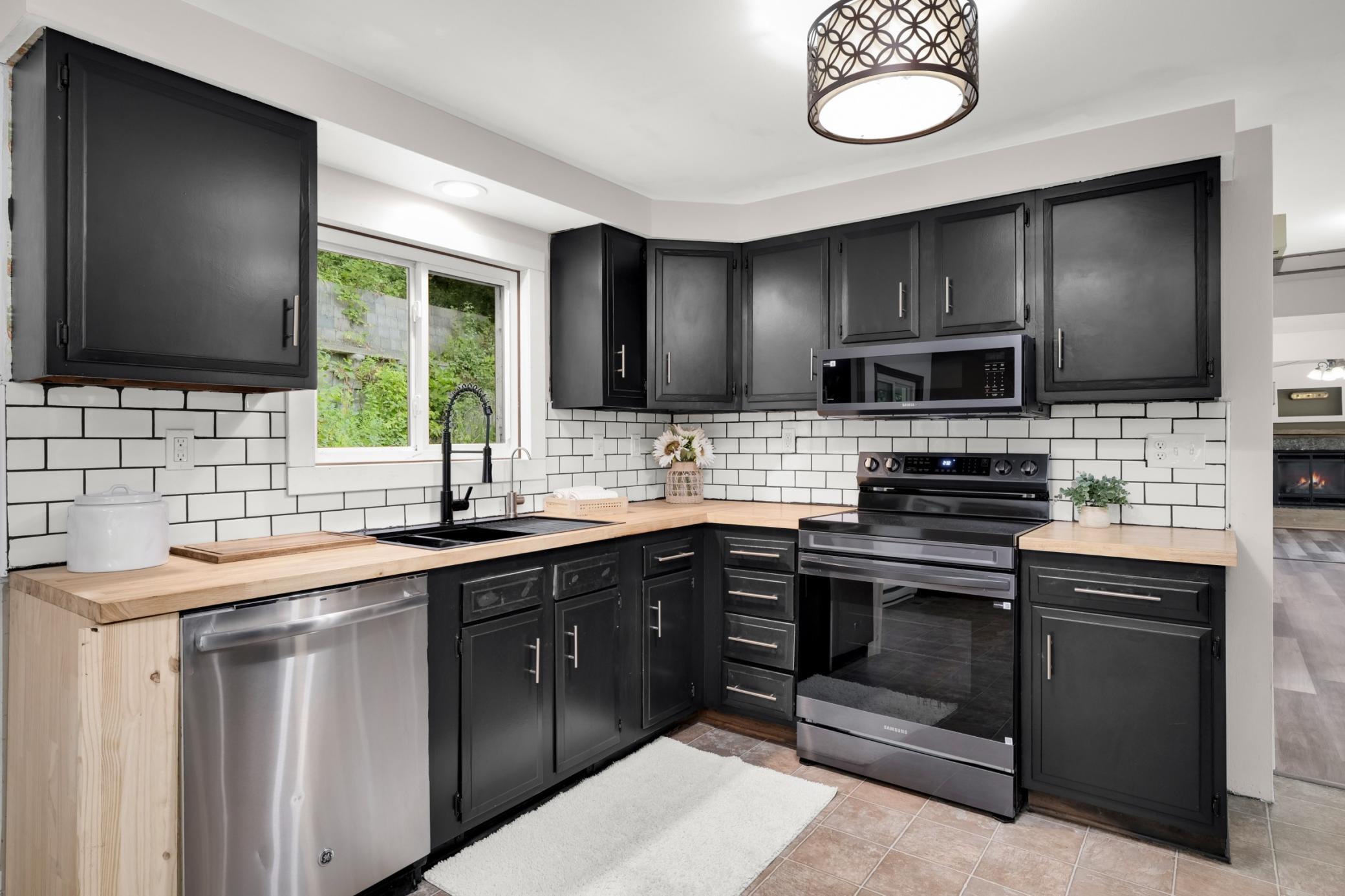 3453 Forrest Lane — photo