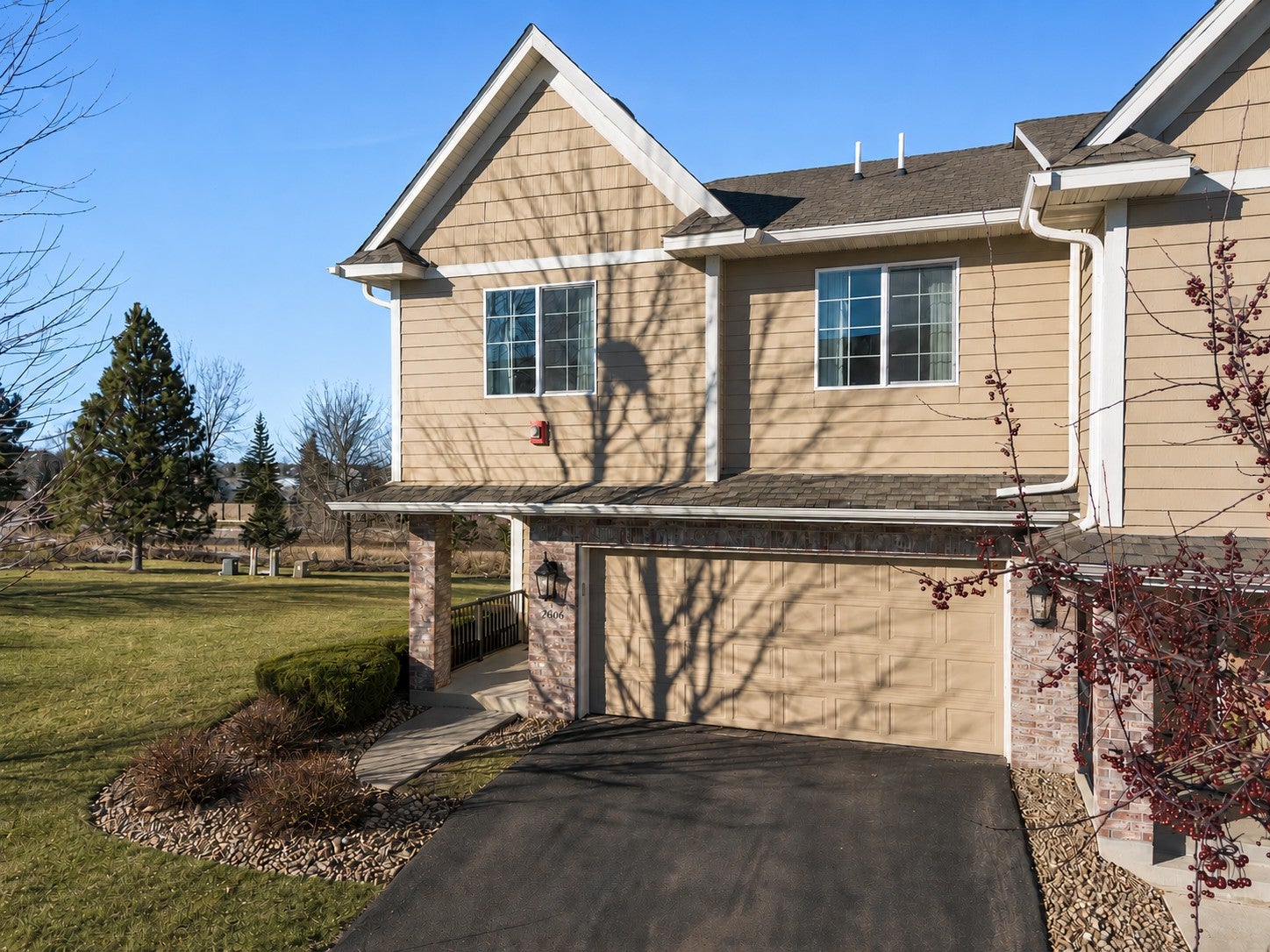 2606 Waterfall Way NW — photo