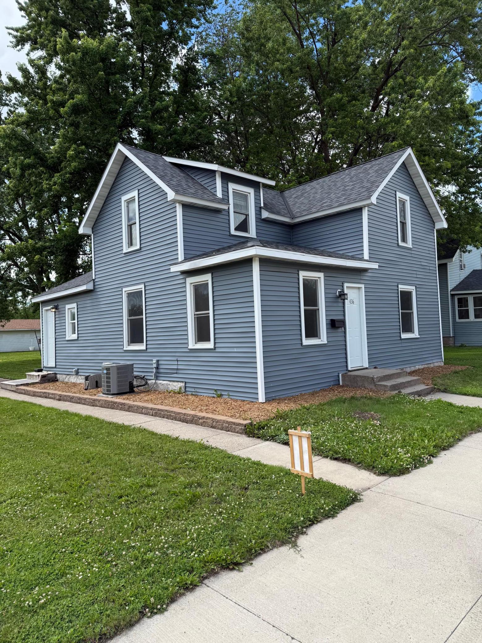 436 Adams Street SE — photo