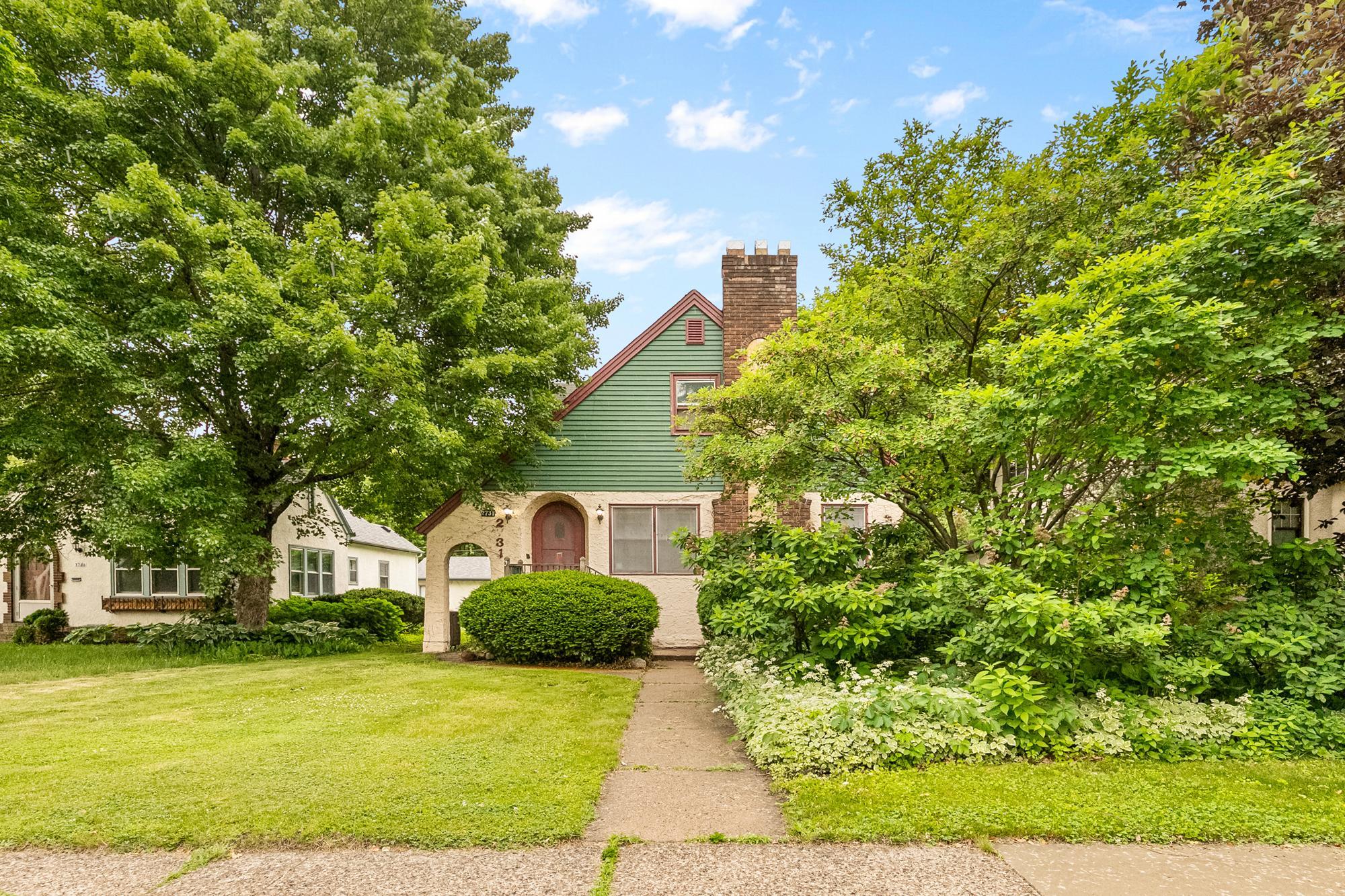2731 Cleveland Street NE — photo