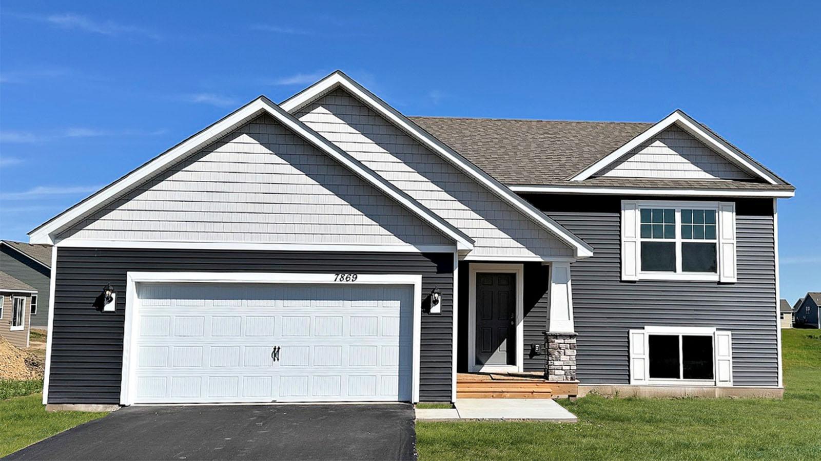 2605 Denali Court — photo
