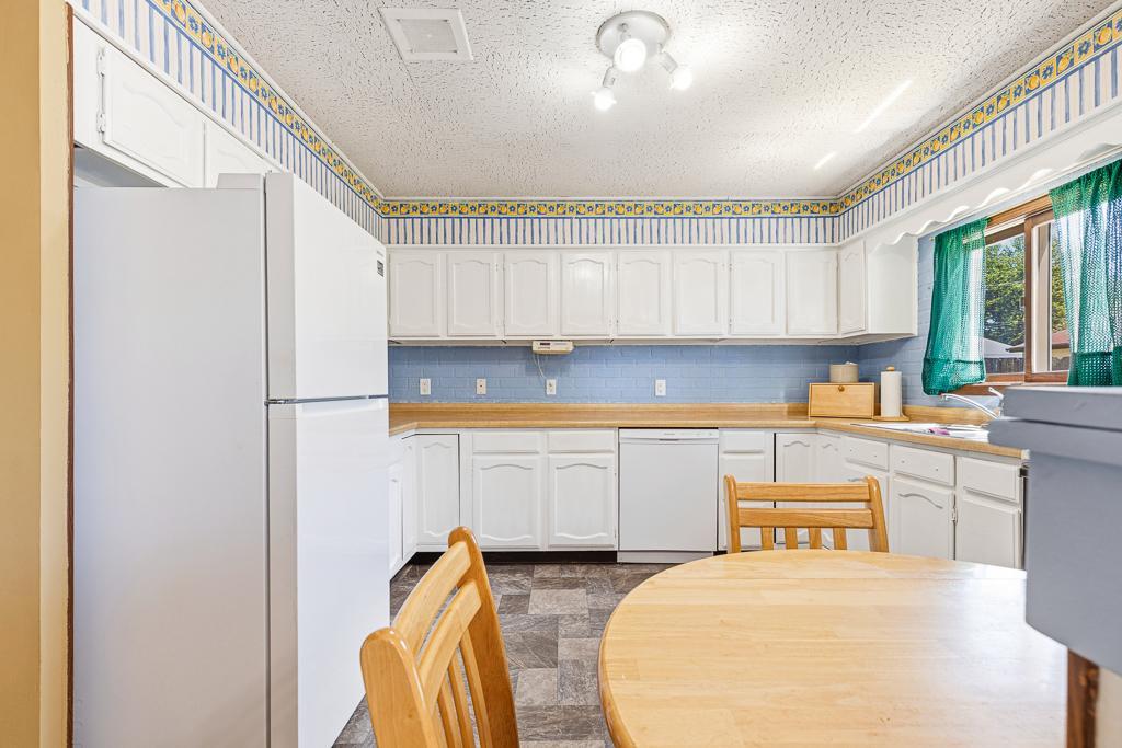 213 2nd Street E, Jasper, MN 56144 — photo 3